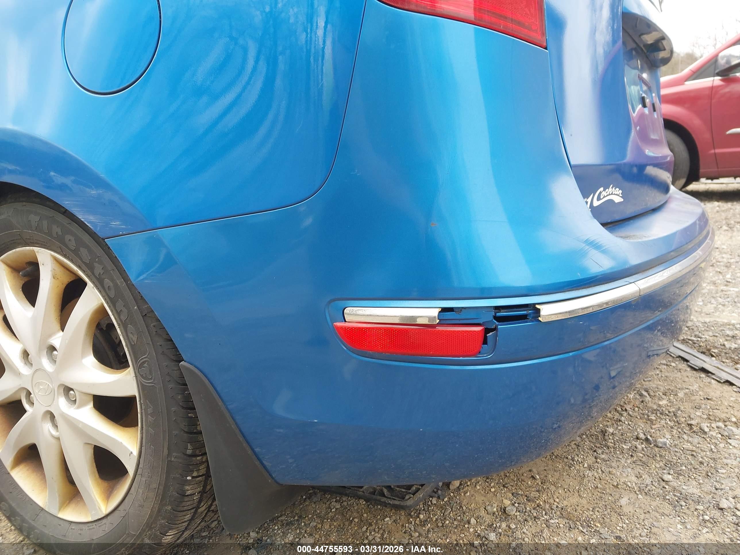 HYUNDAI ELANTRA image 6