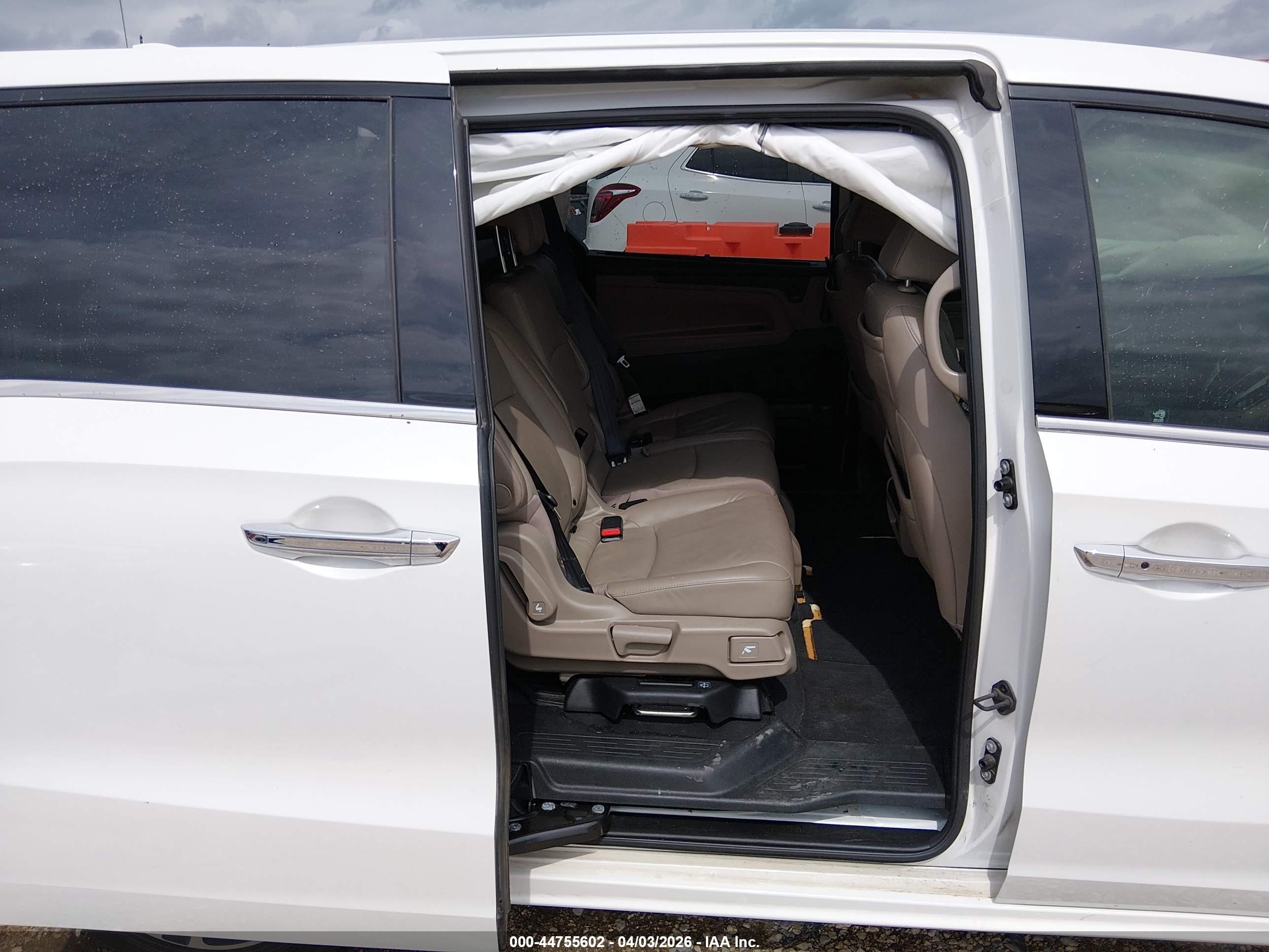 HONDA ODYSSEY image 8