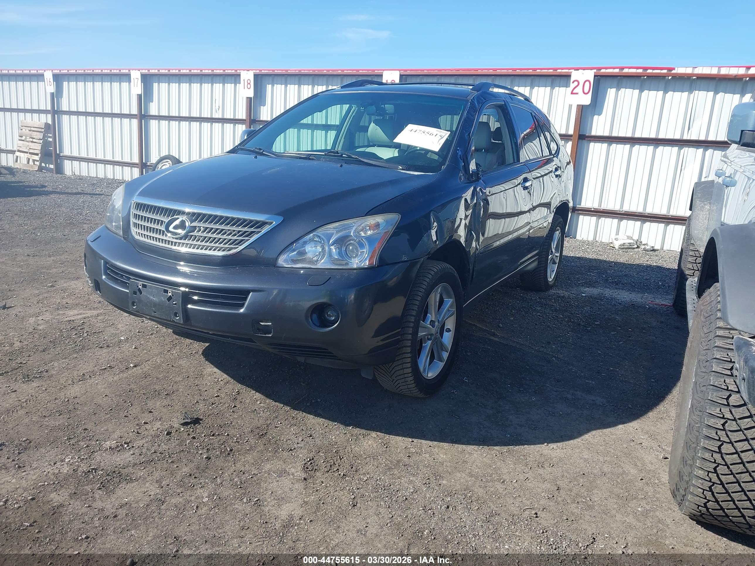 LEXUS RX image 2
