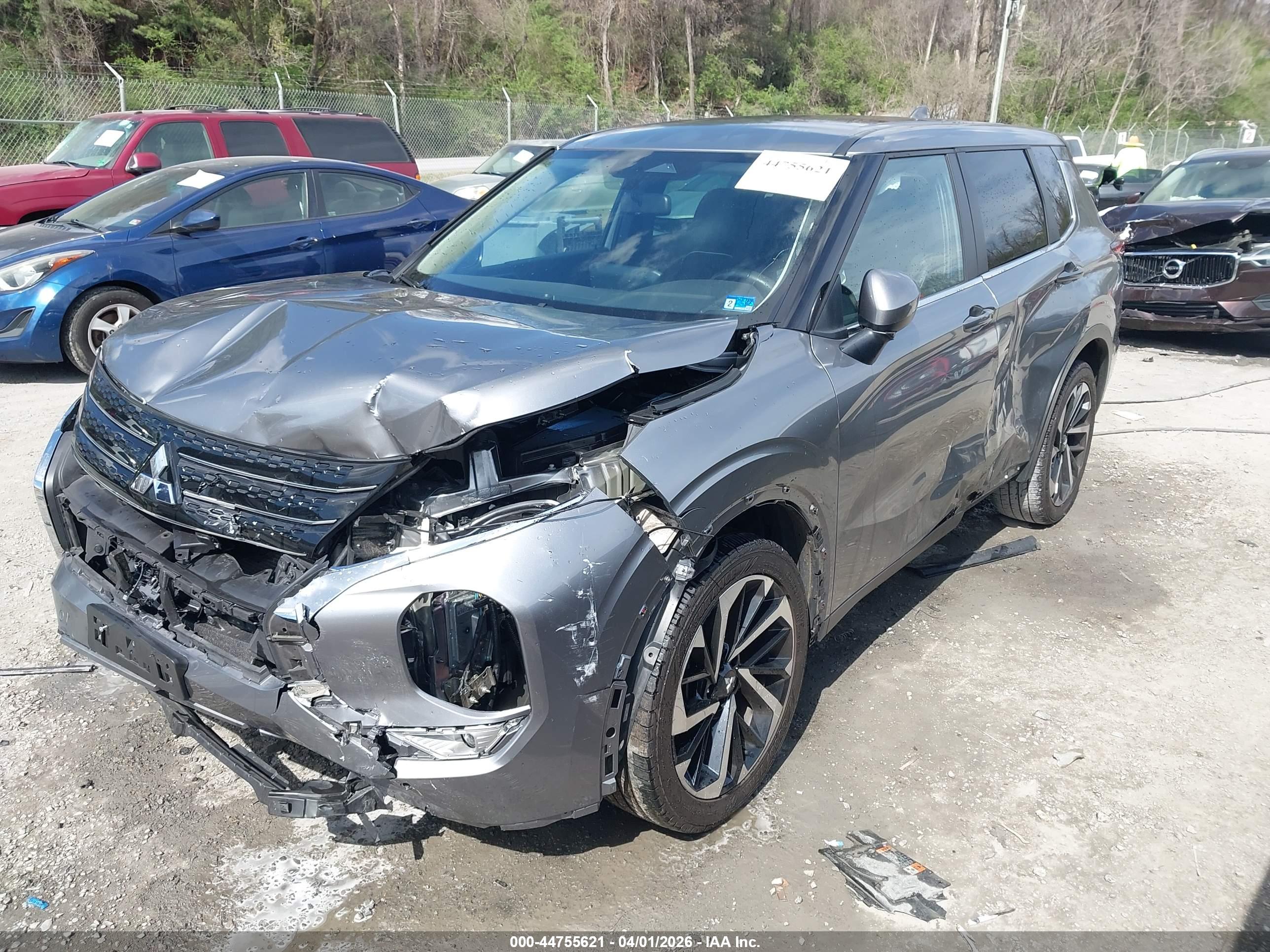 MITSUBISHI OUTLANDER image 6