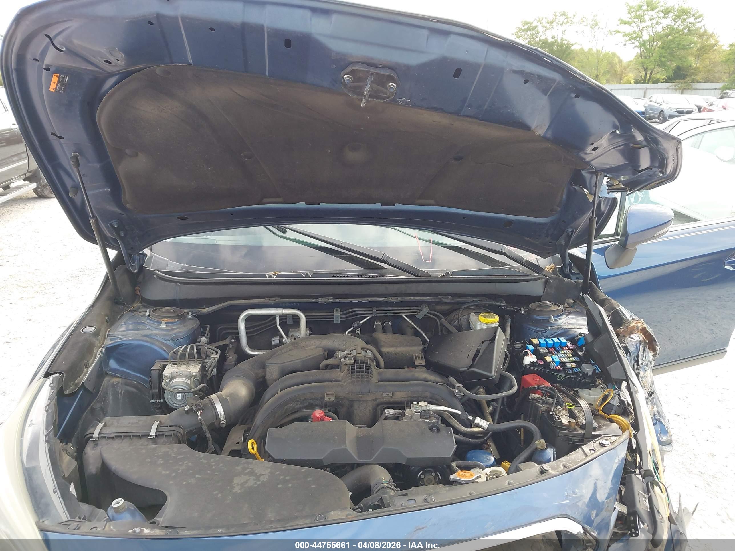 SUBARU OUTBACK image 10