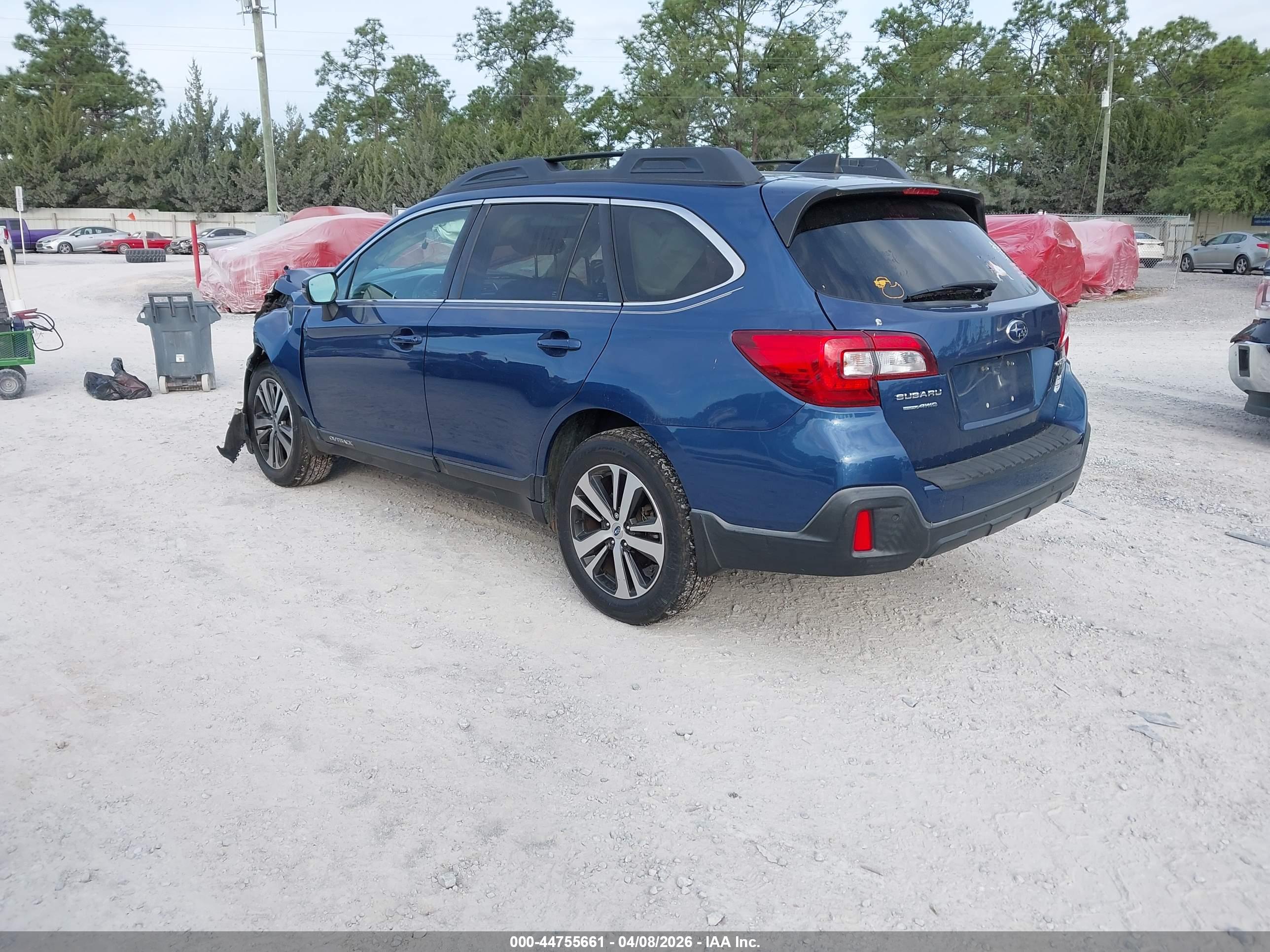 SUBARU OUTBACK image 3