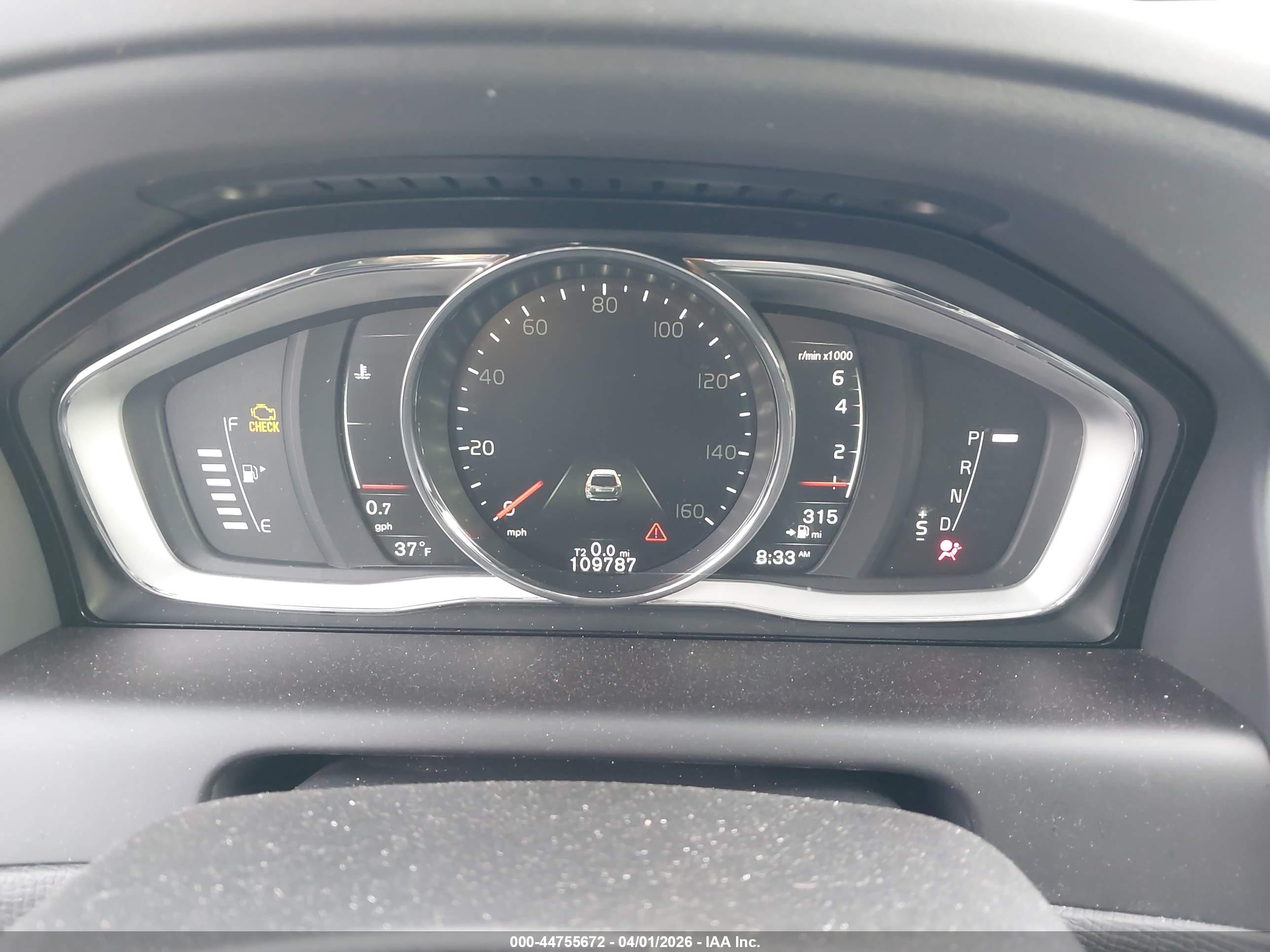 VOLVO XC60 image 7