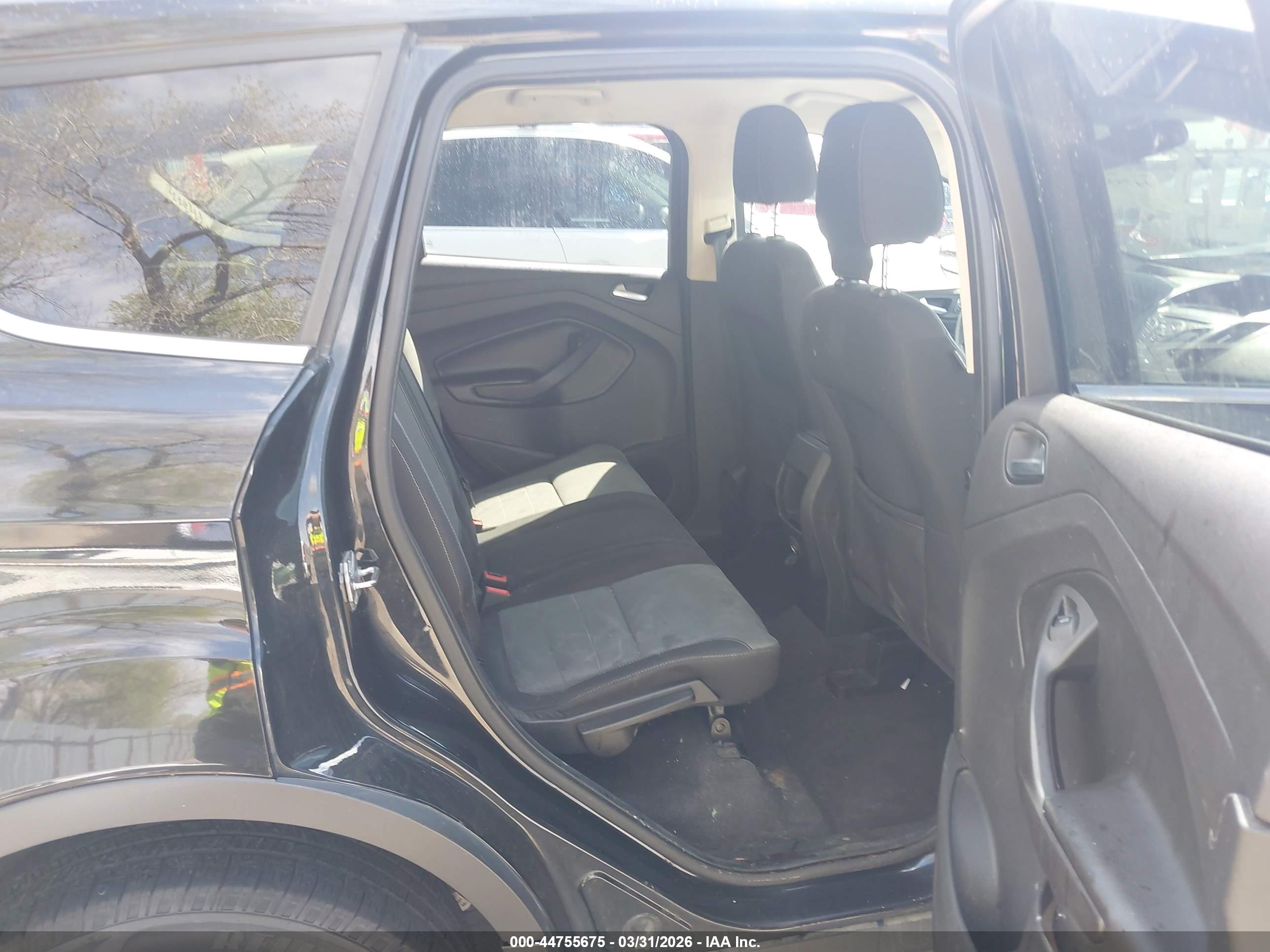 FORD ESCAPE image 8