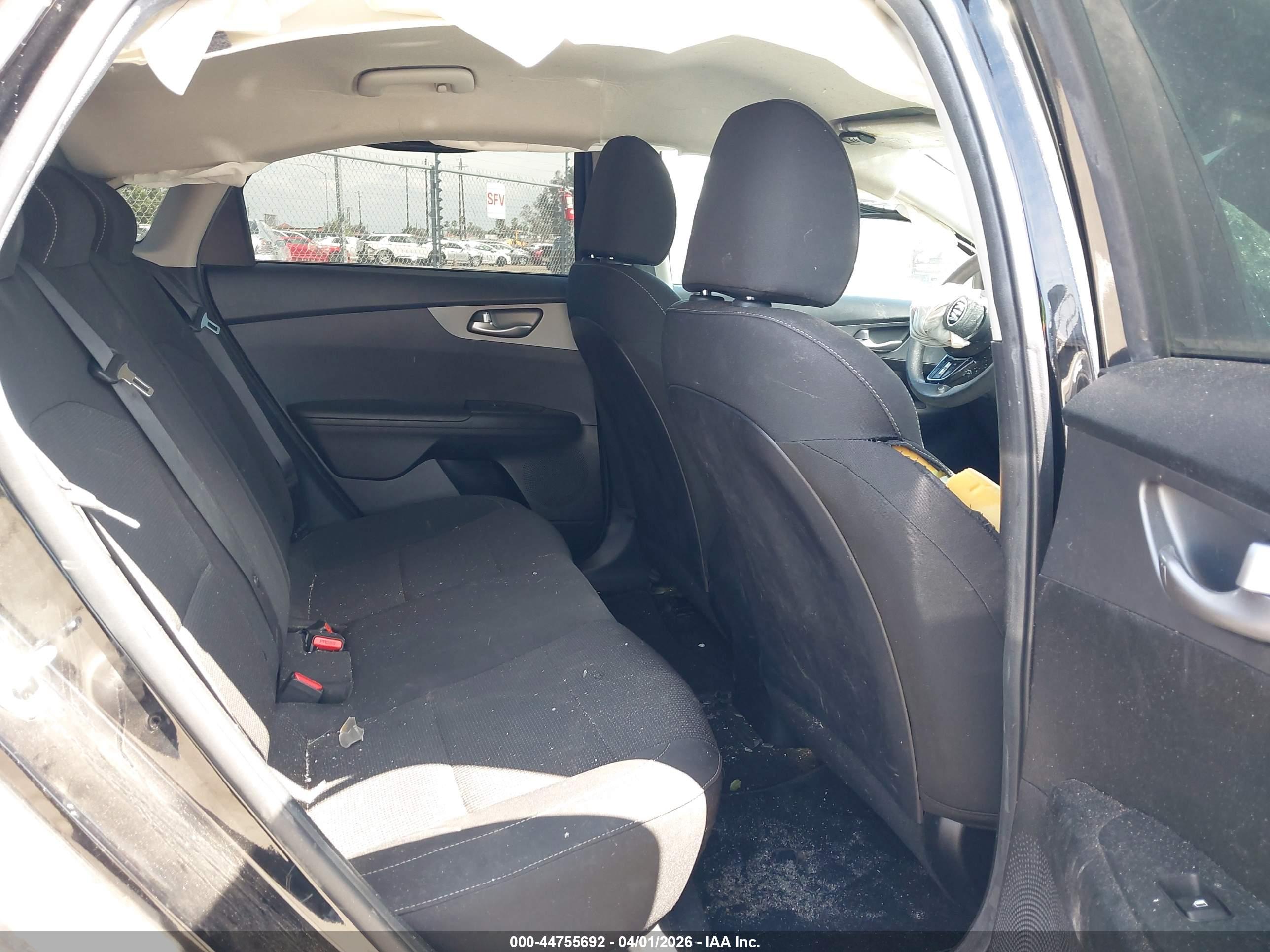 KIA FORTE image 8