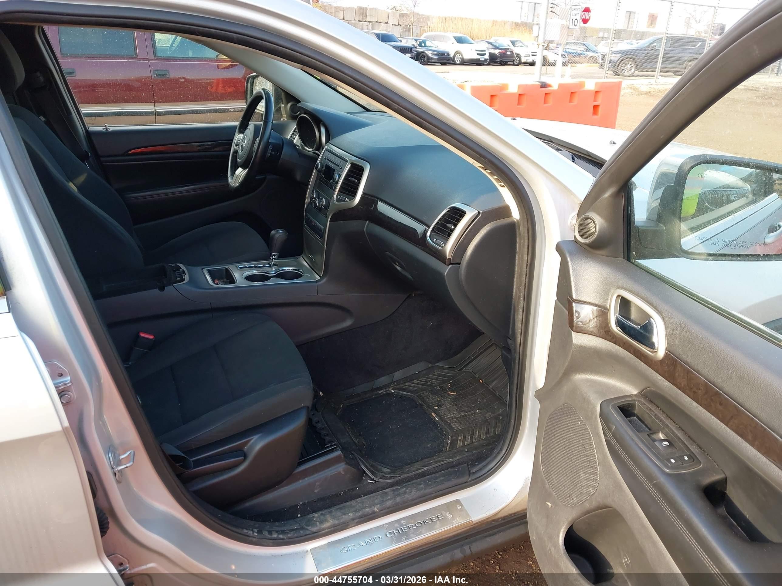 JEEP GRAND image 5