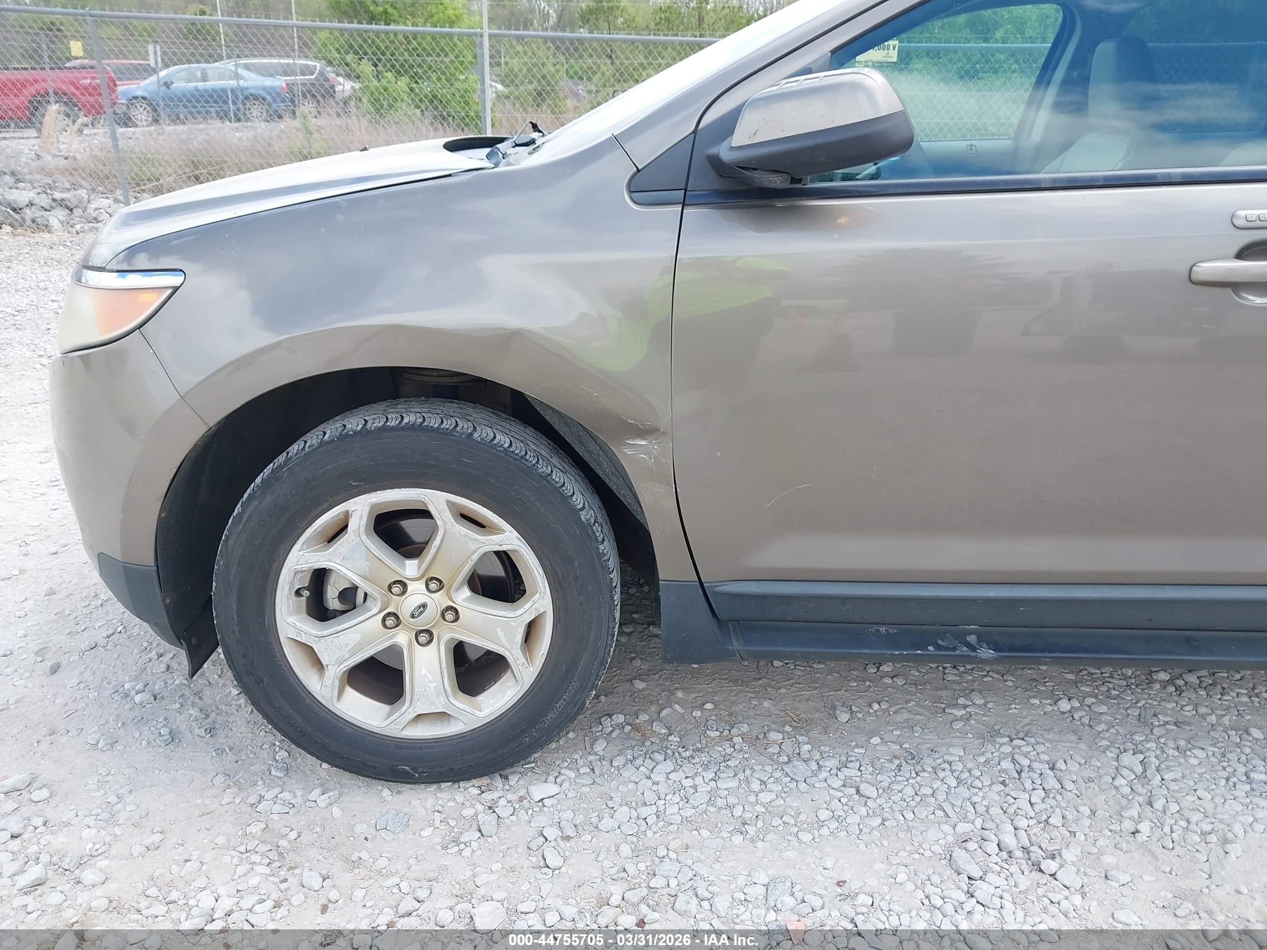 FORD EDGE image 6