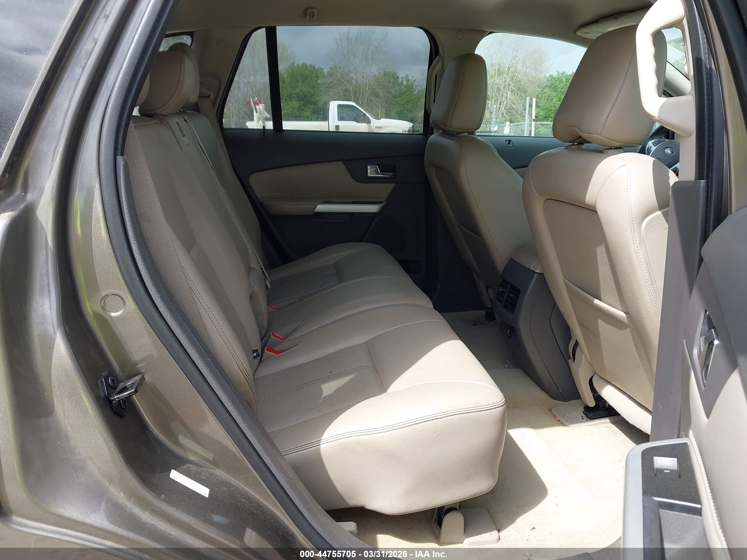 FORD EDGE image 8