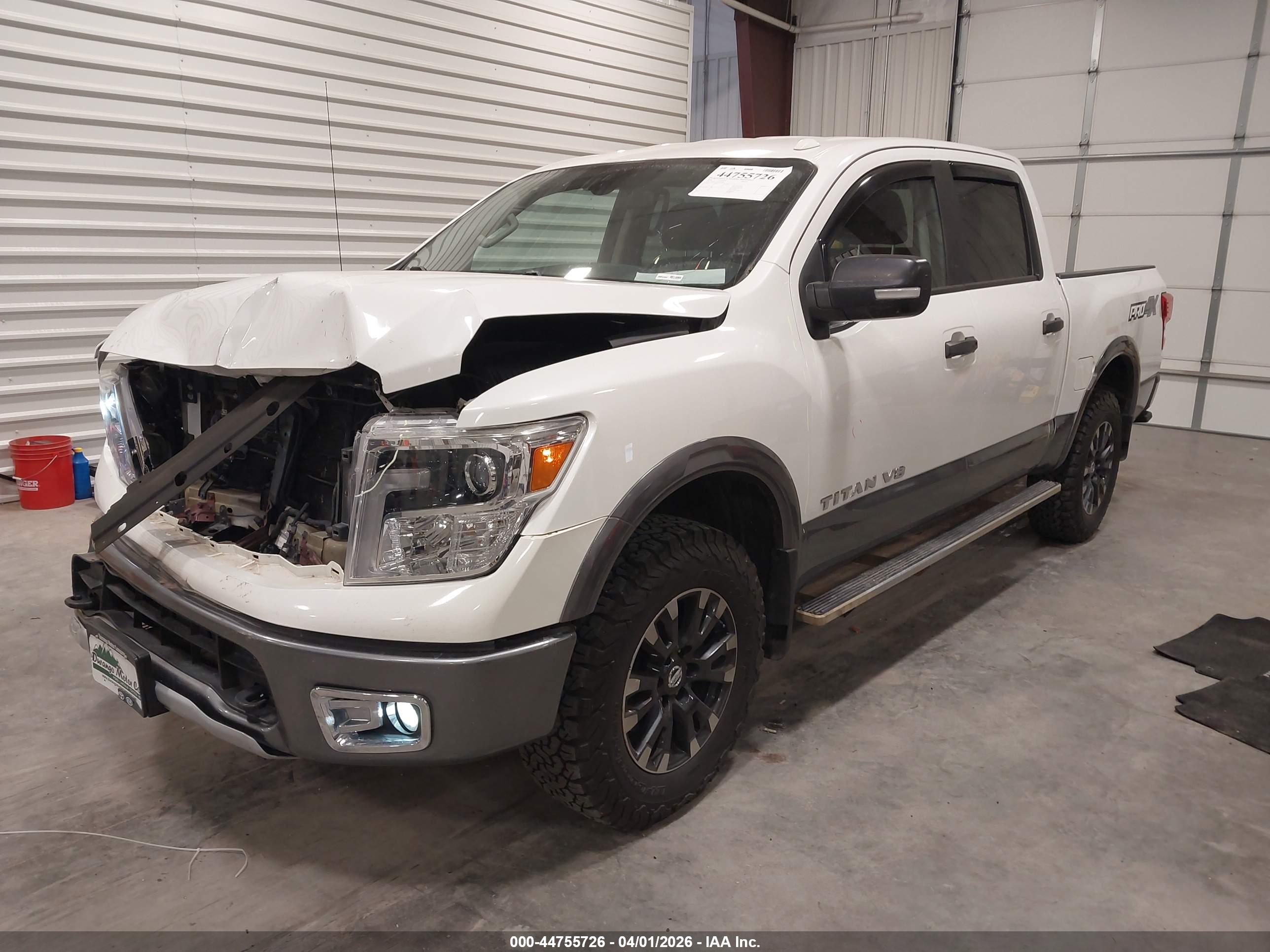 NISSAN TITAN image 2
