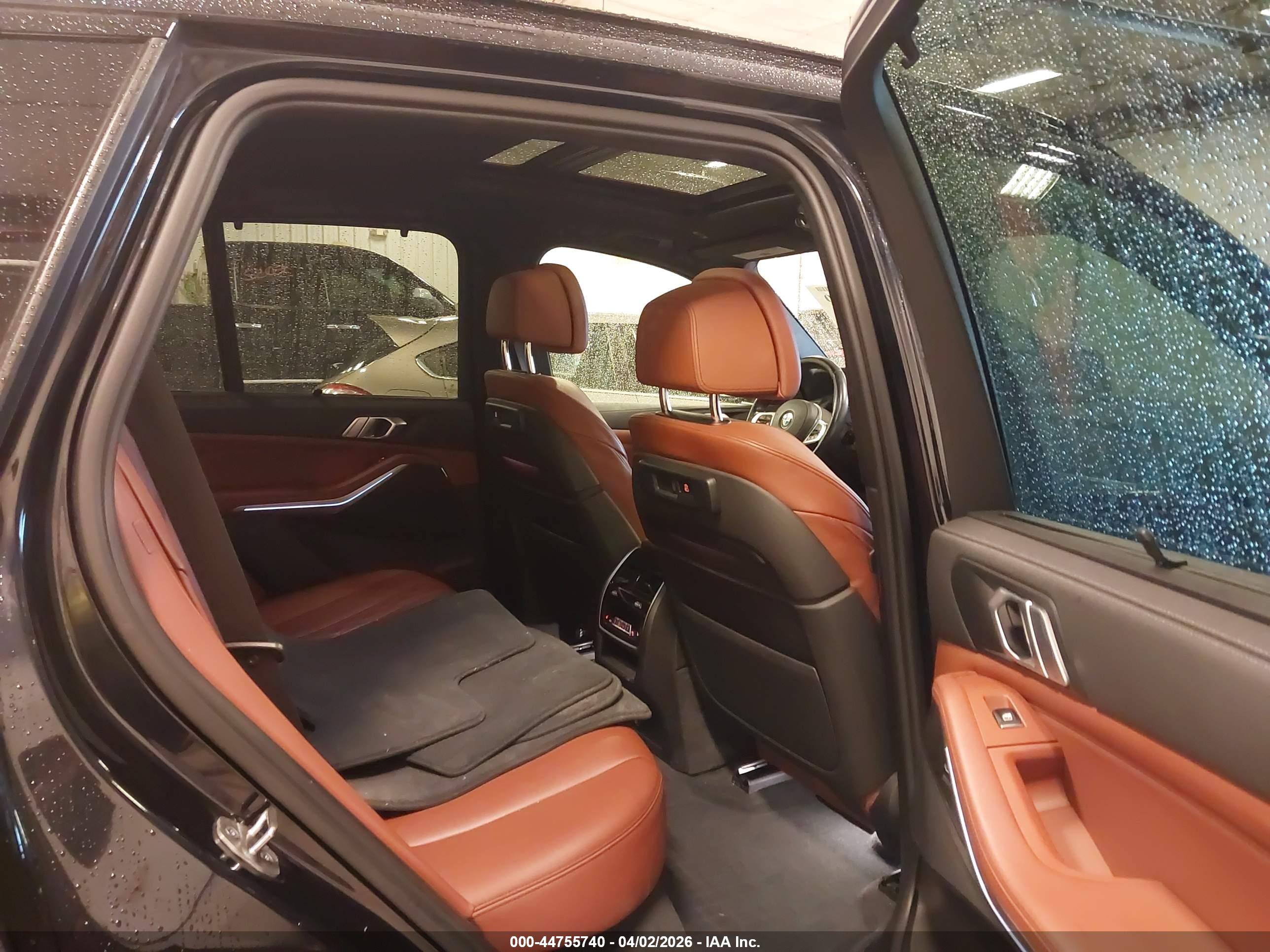 BMW X5 image 8