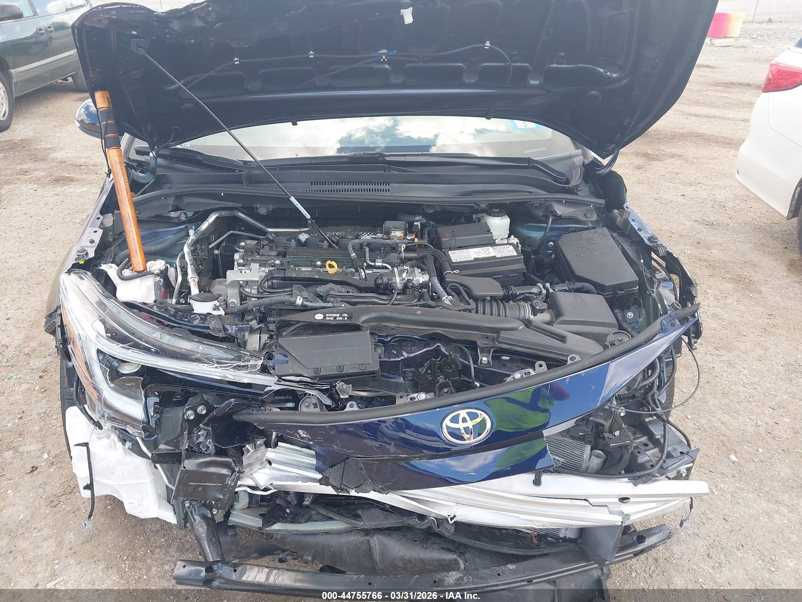 TOYOTA COROLLA image 10