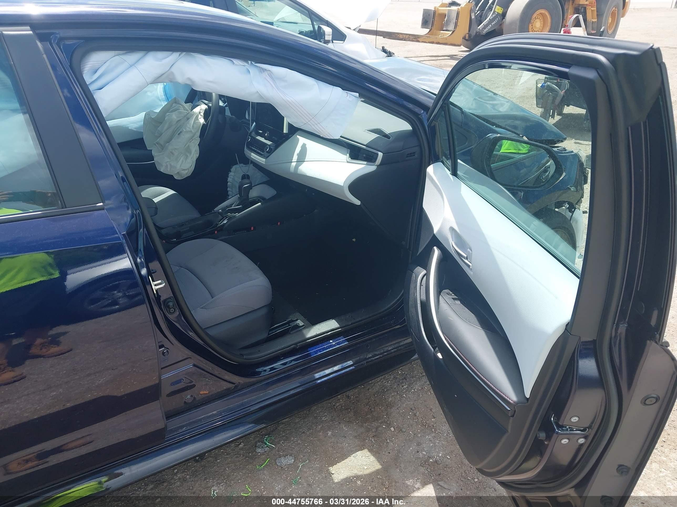 TOYOTA COROLLA image 5
