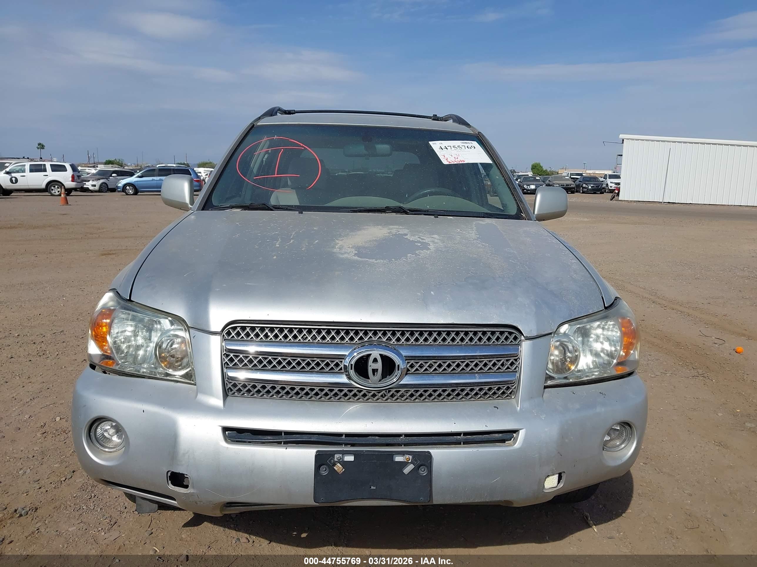 TOYOTA HIGHLANDER image 6