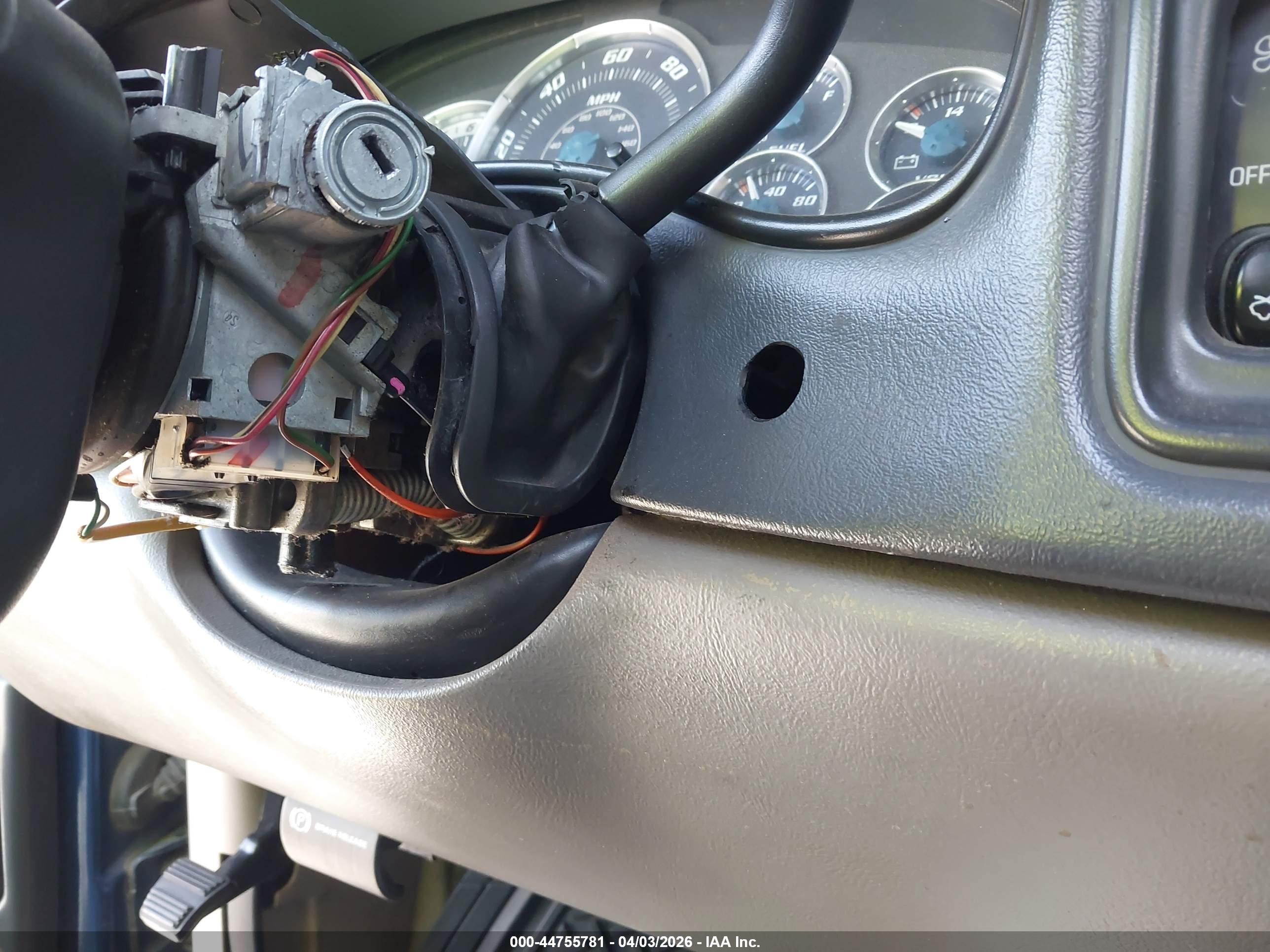 GMC SIERRA image 6