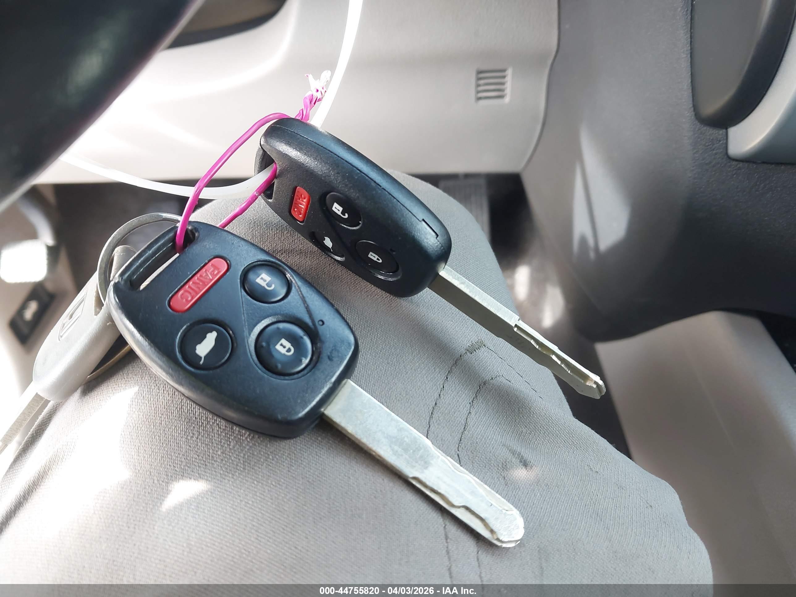 HONDA PILOT image 11