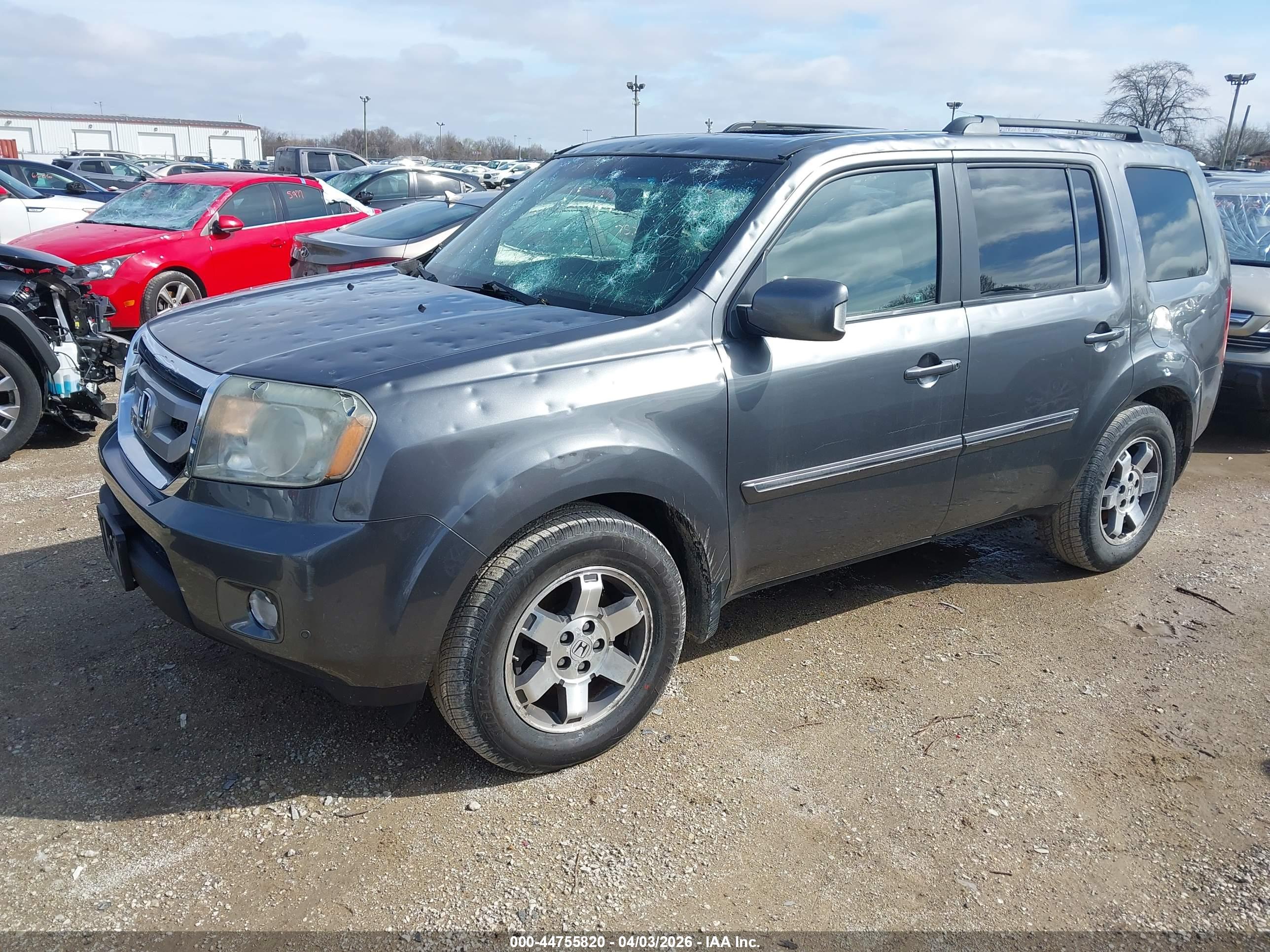 HONDA PILOT image 2