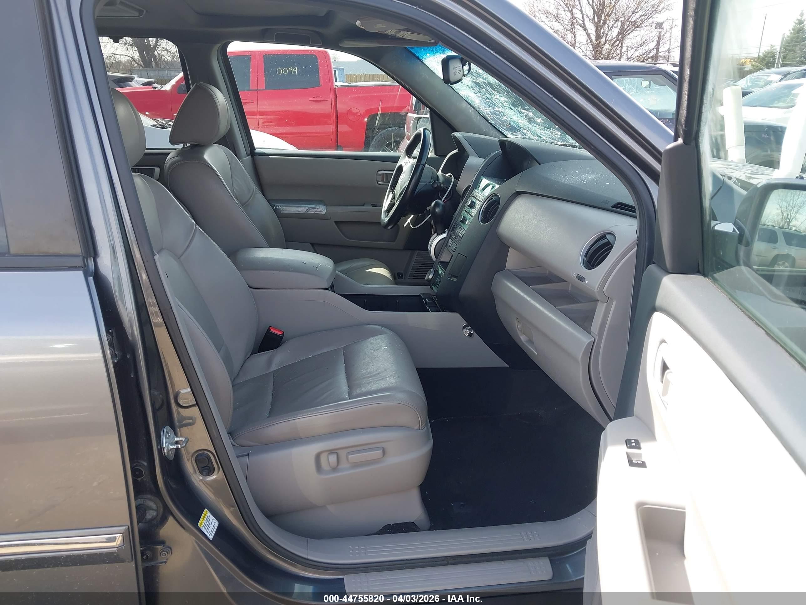 HONDA PILOT image 5