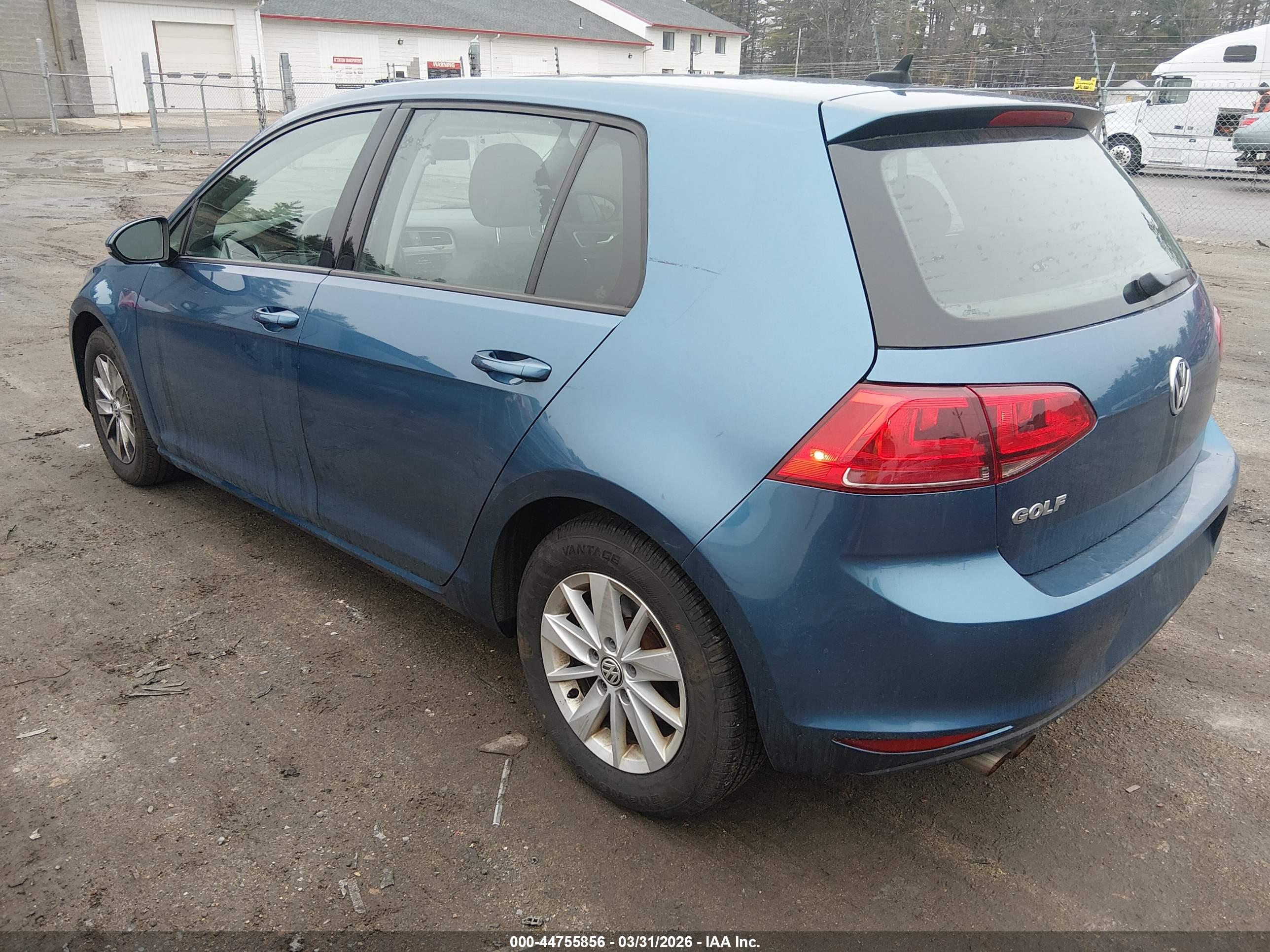 VOLKSWAGEN GOLF image 3