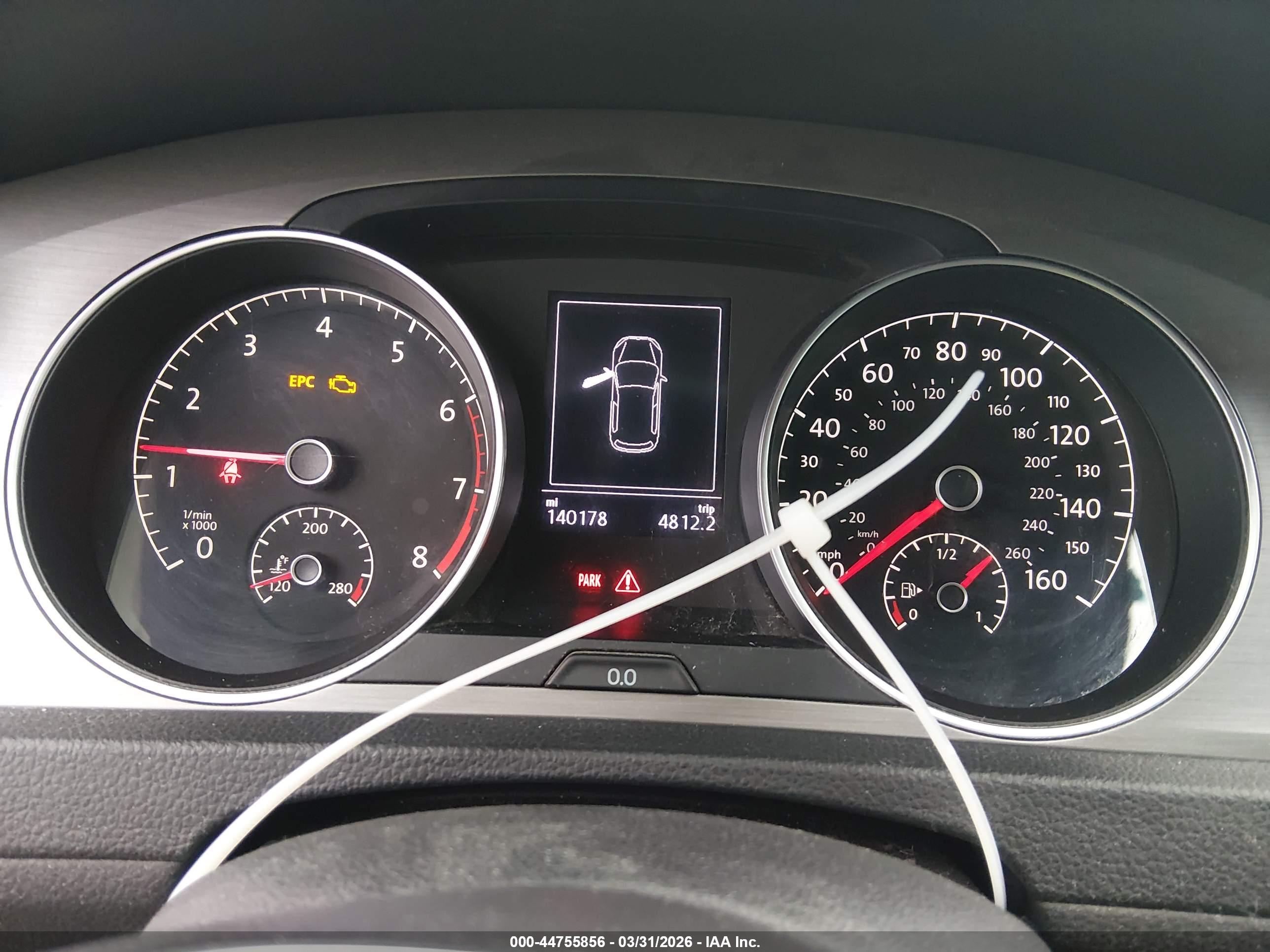 VOLKSWAGEN GOLF image 7