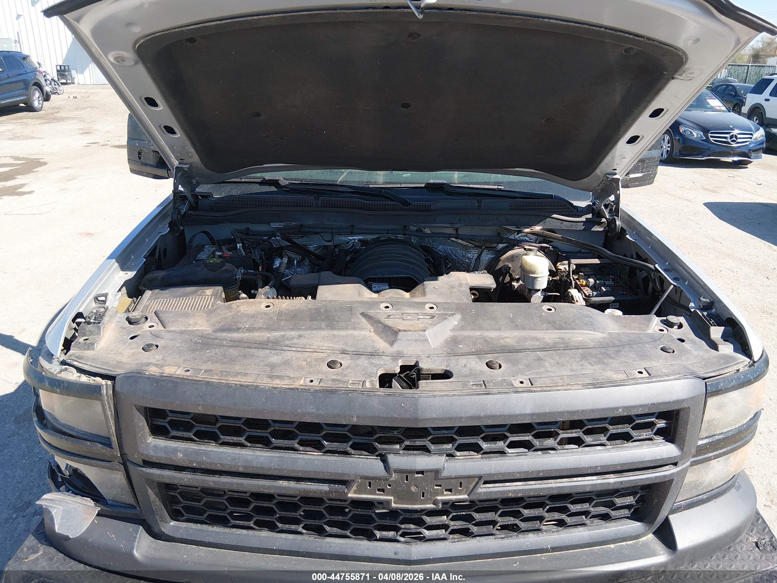CHEVROLET SILVERADO image 10