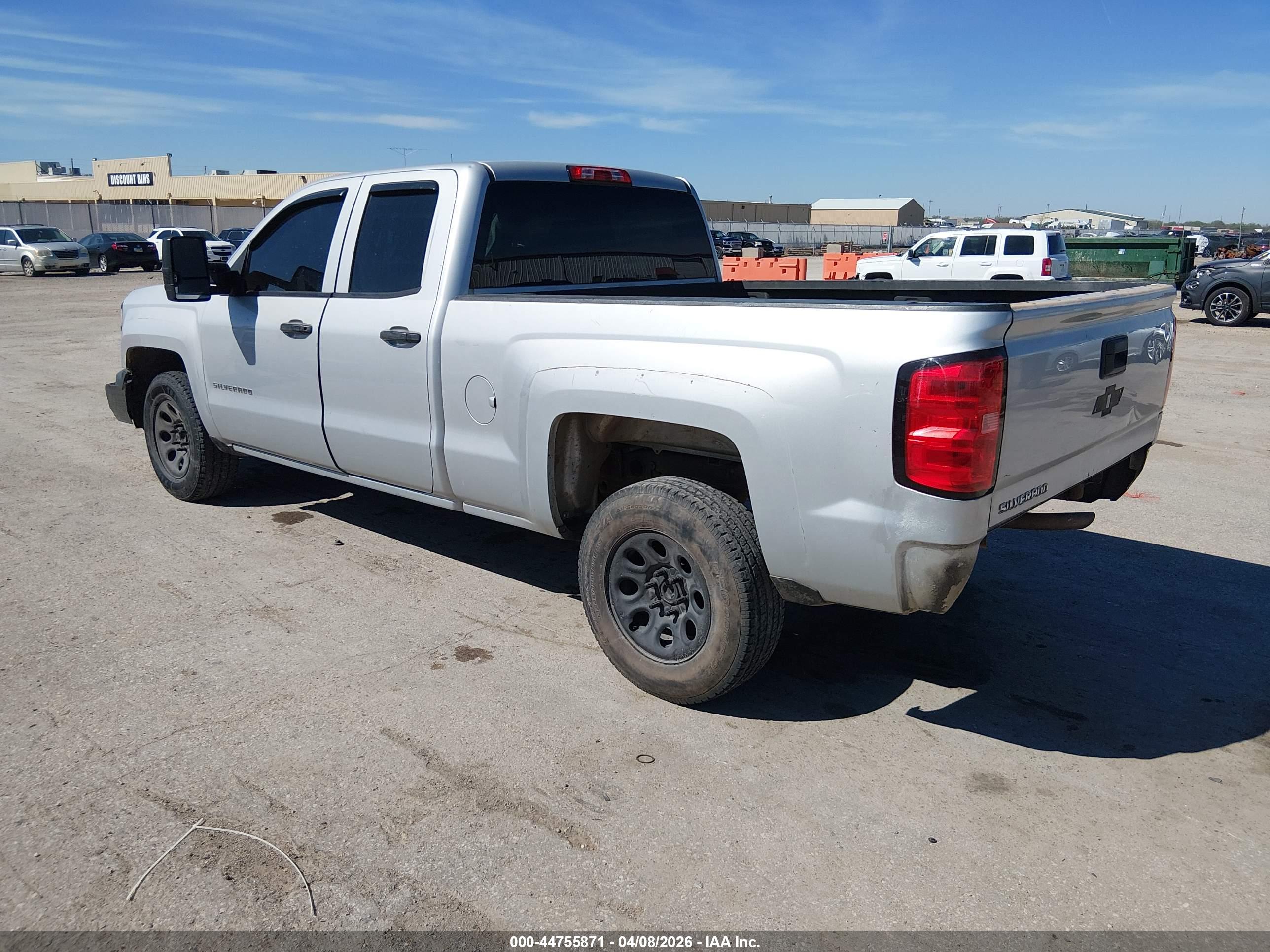 CHEVROLET SILVERADO image 3