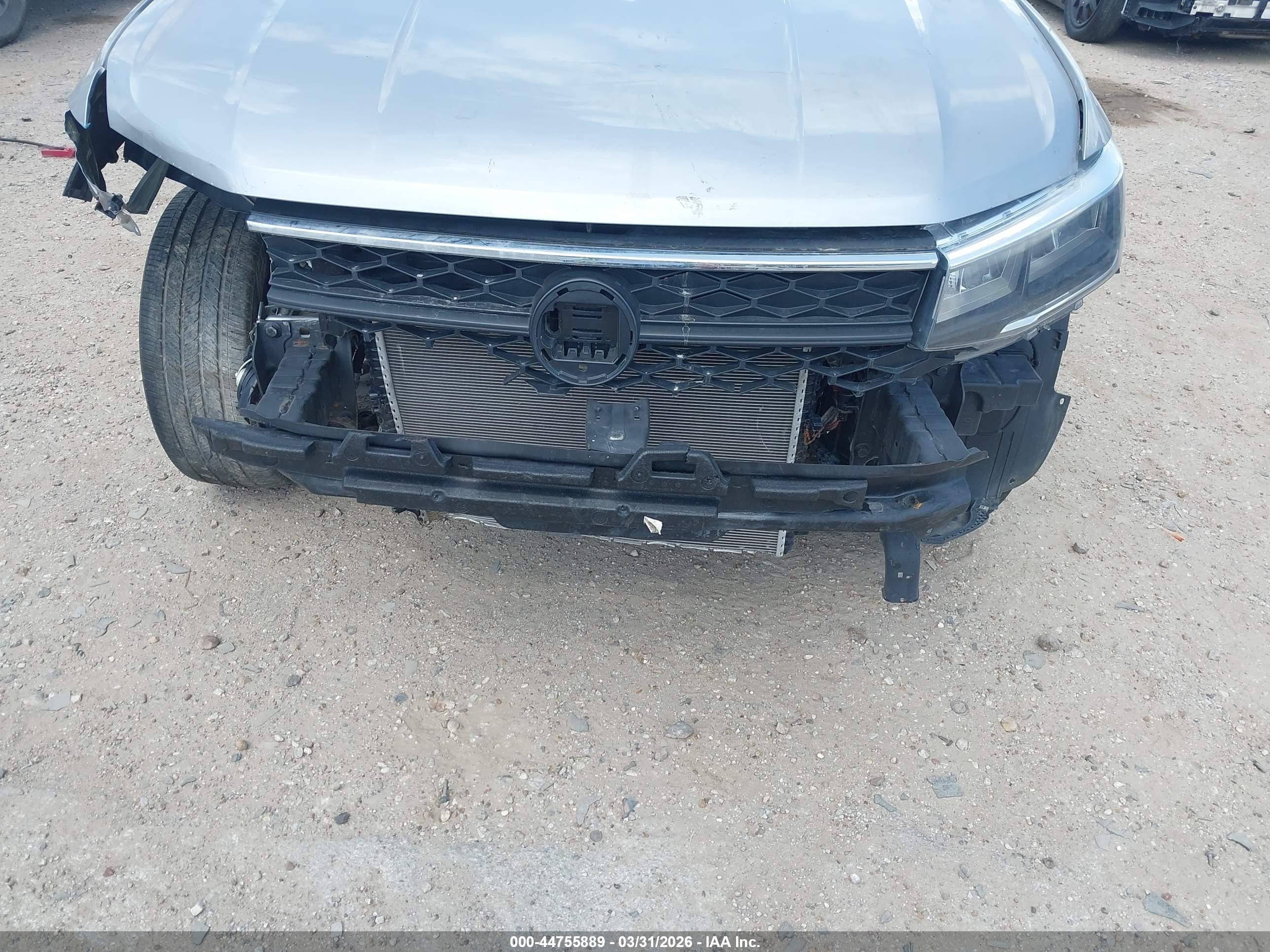 VOLKSWAGEN TAOS image 6