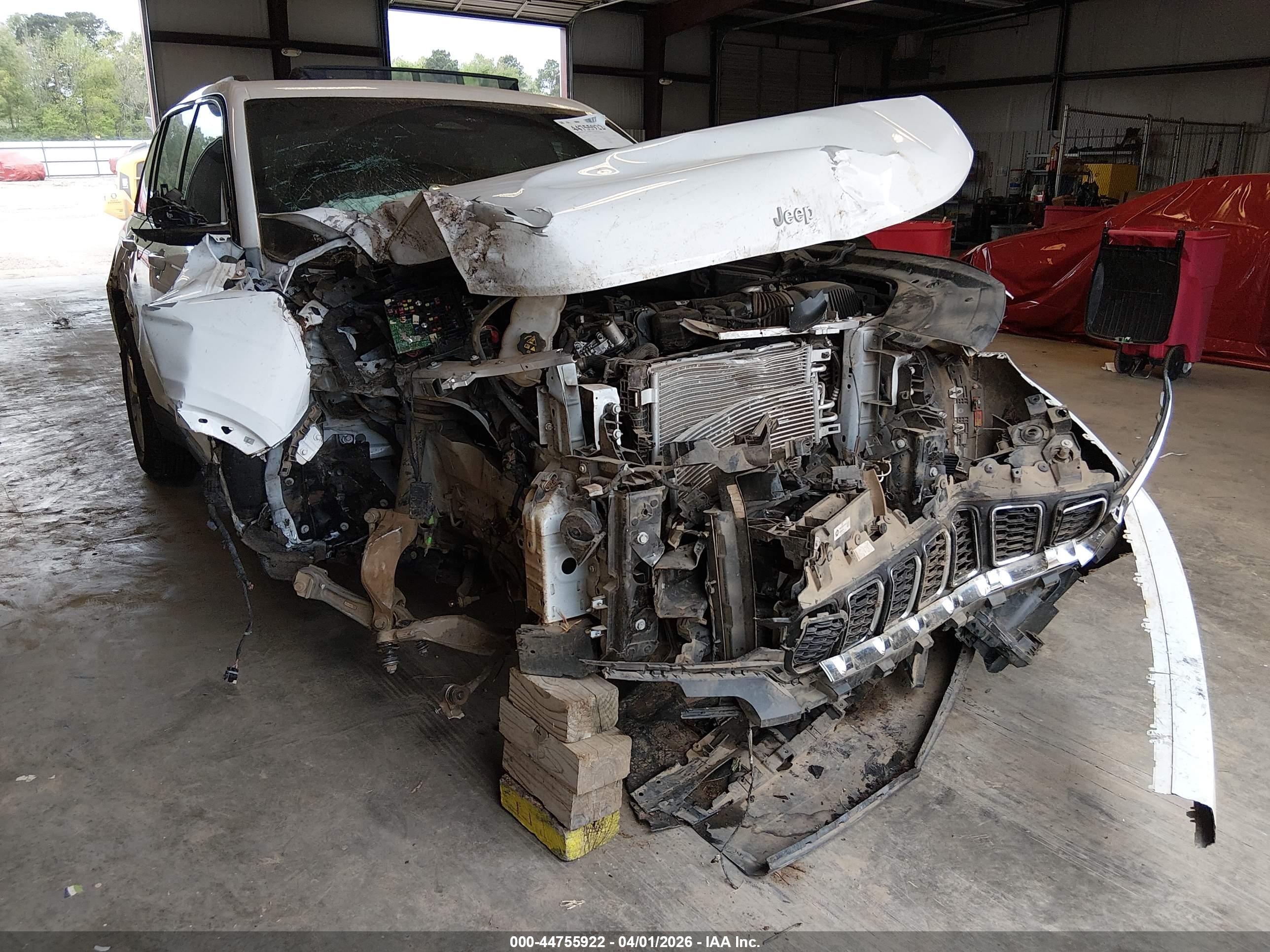 JEEP GRAND image 6