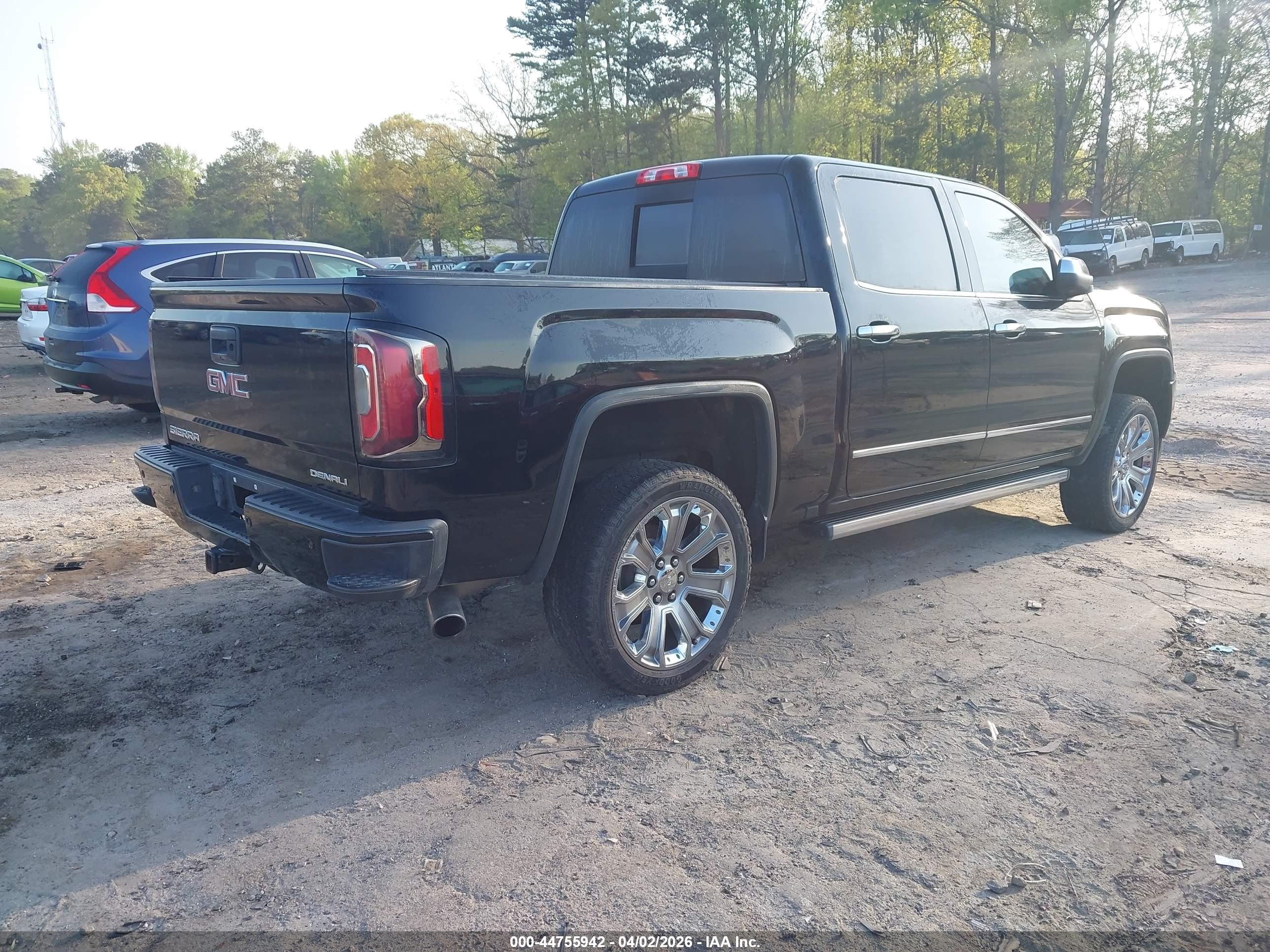GMC SIERRA image 4