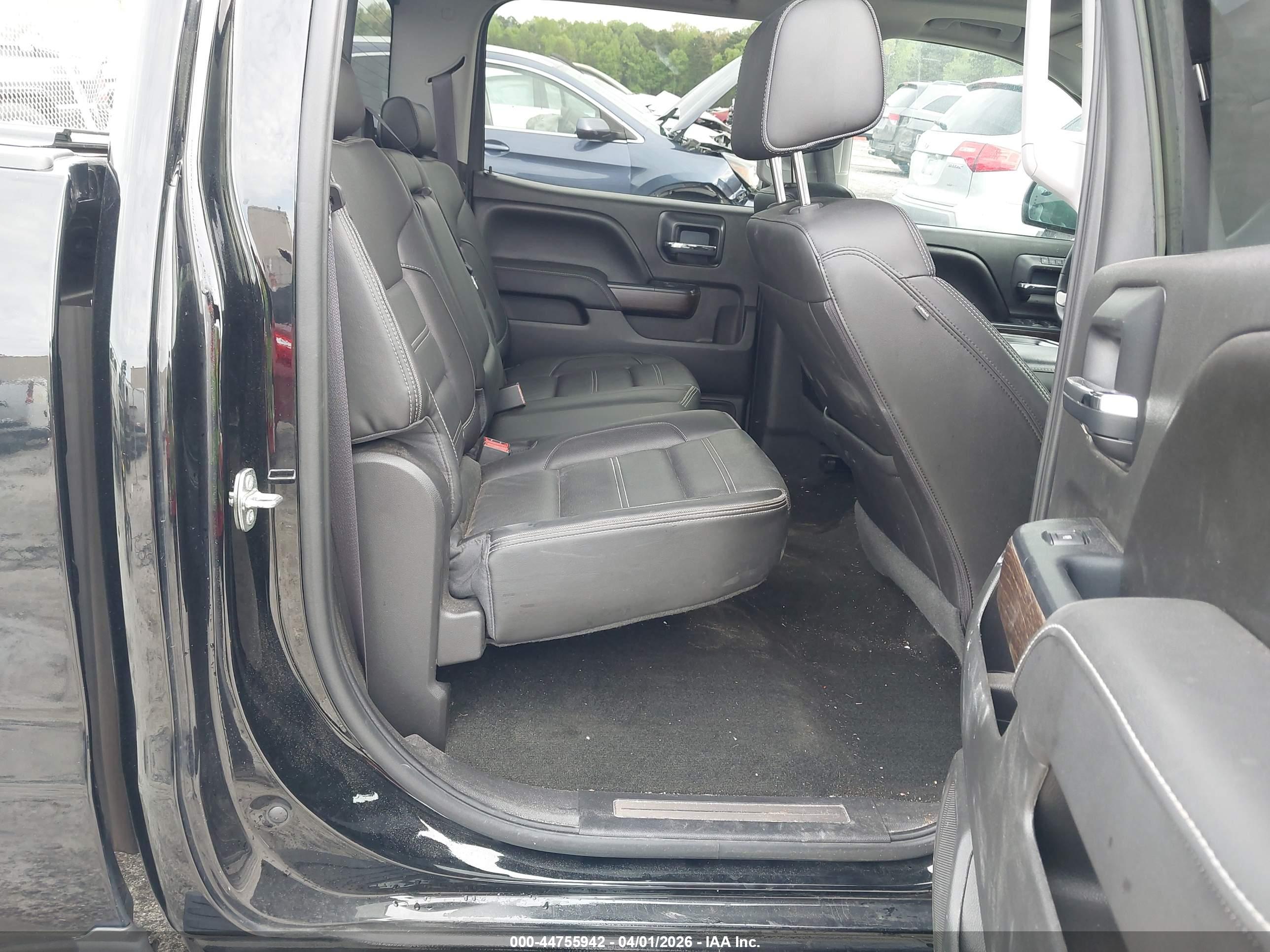 GMC SIERRA image 8