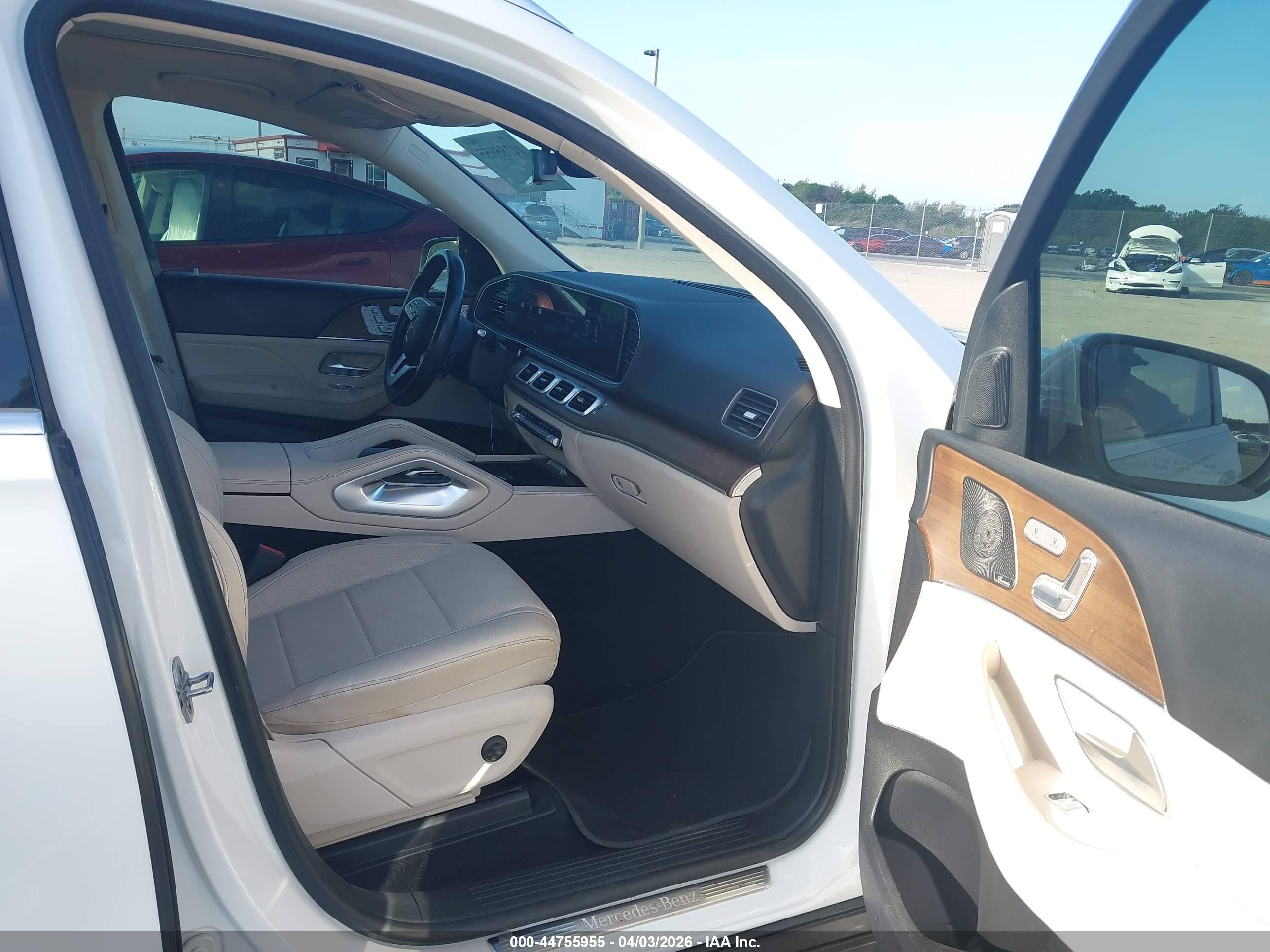 MERCEDES-BENZ GLE image 5