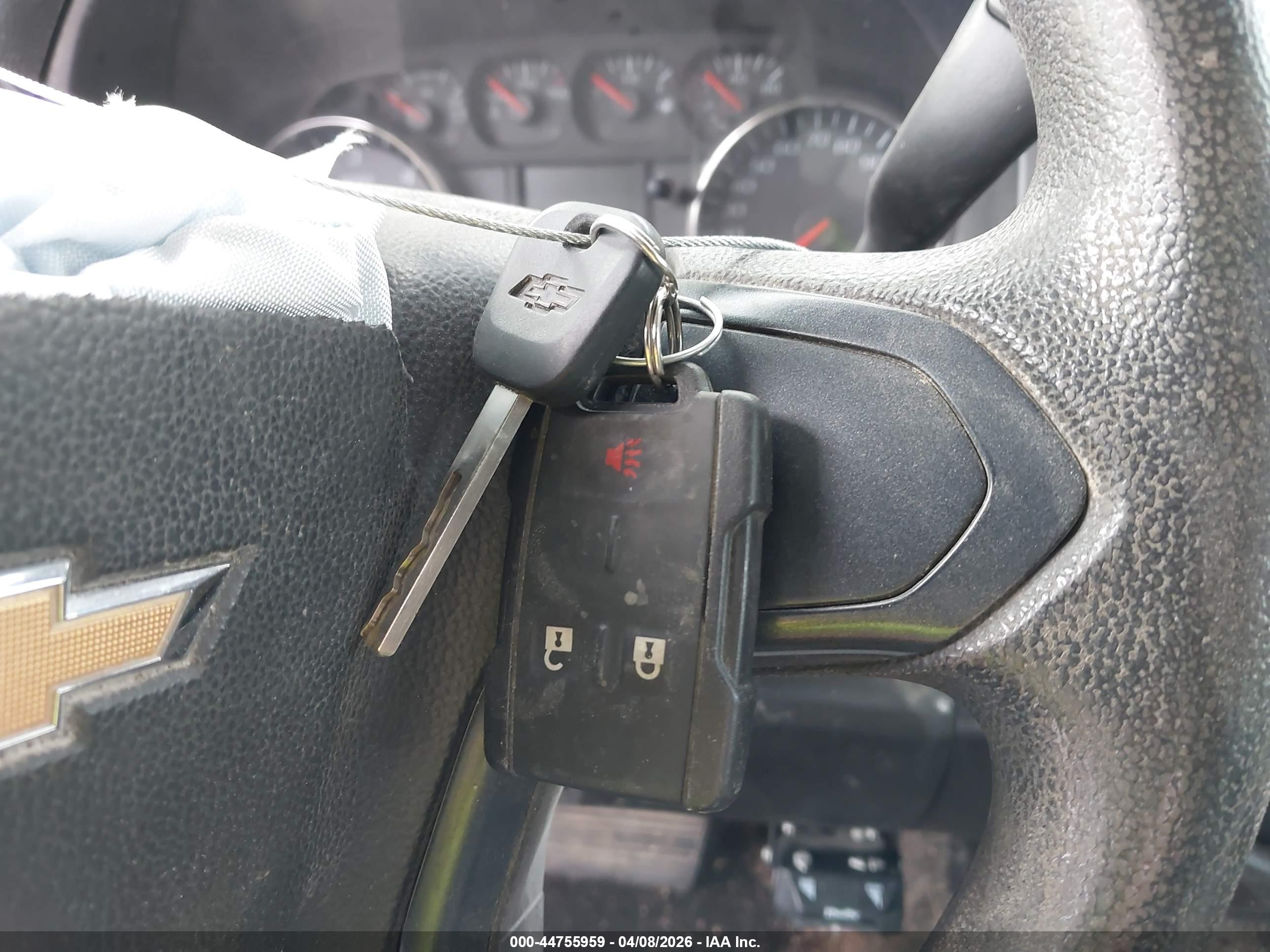 CHEVROLET SILVERADO image 11