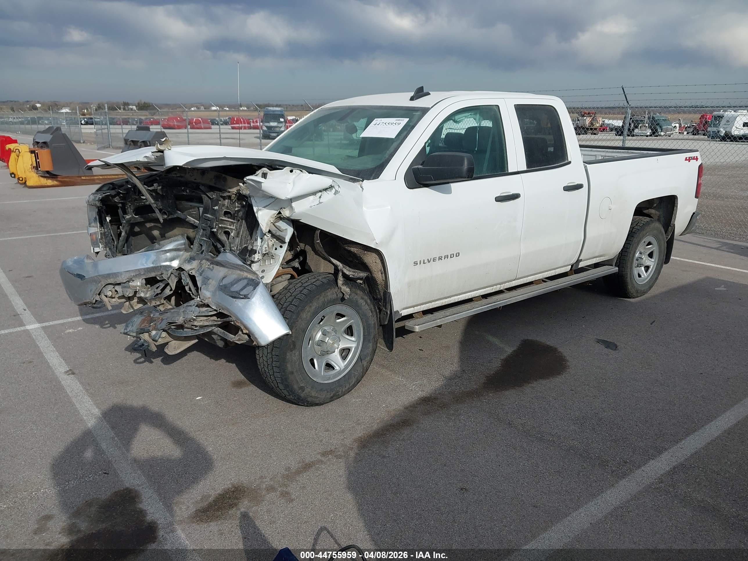CHEVROLET SILVERADO image 2