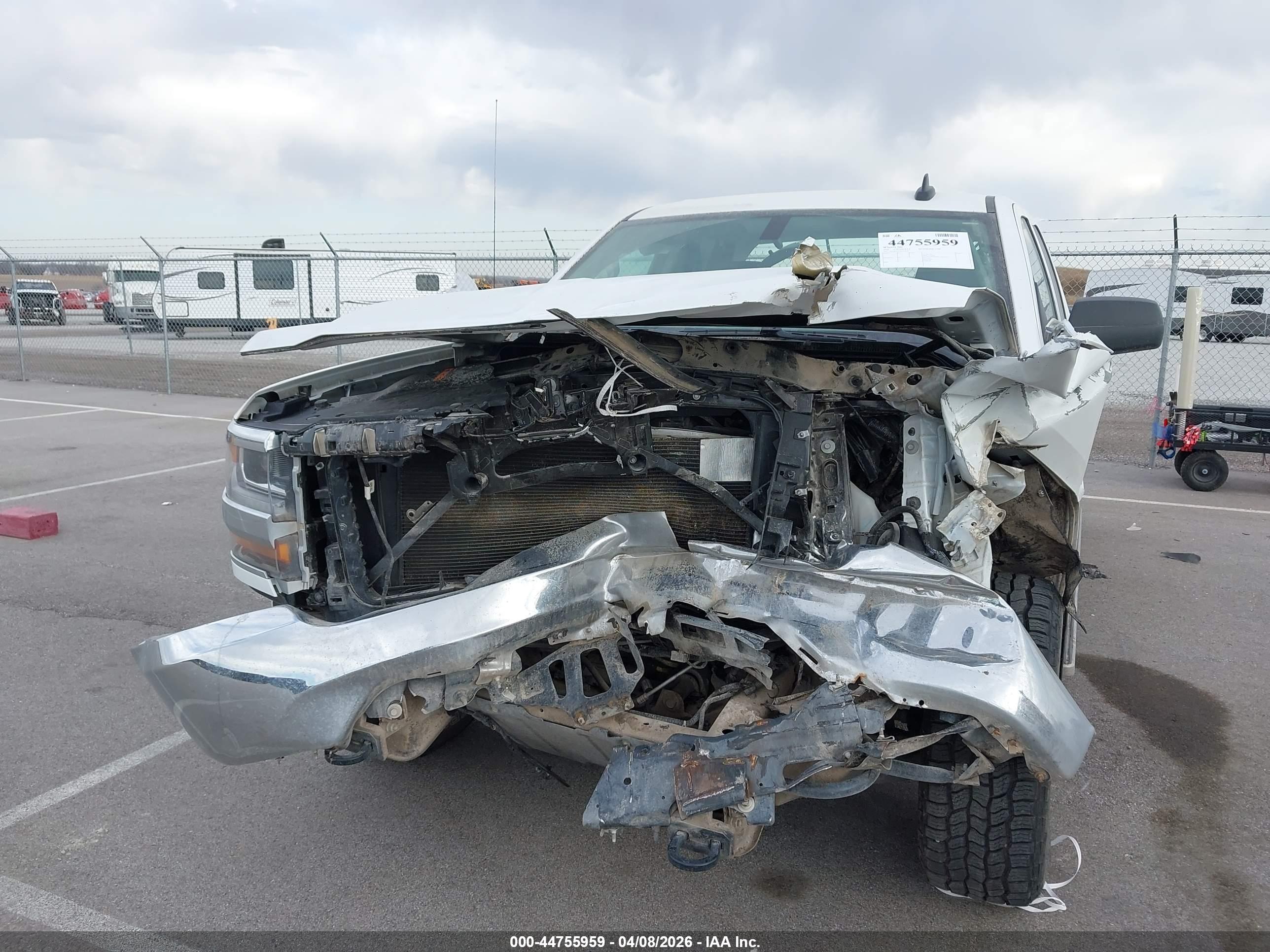 CHEVROLET SILVERADO image 6