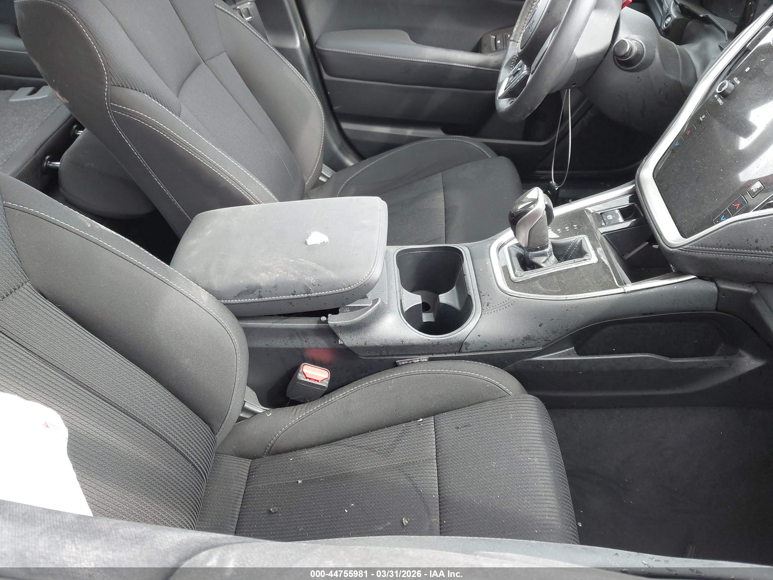 SUBARU LEGACY image 5