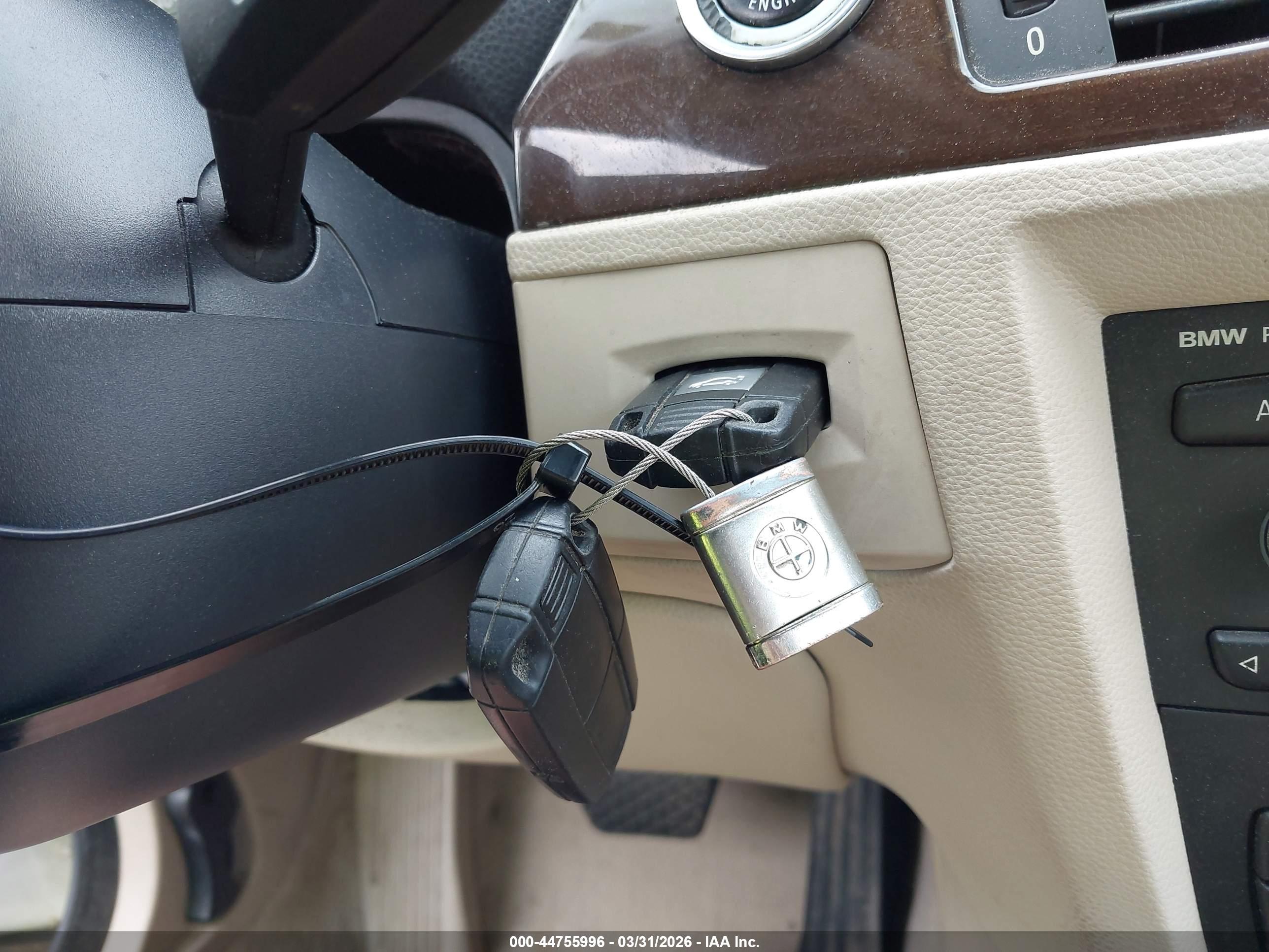 BMW 335I image 11