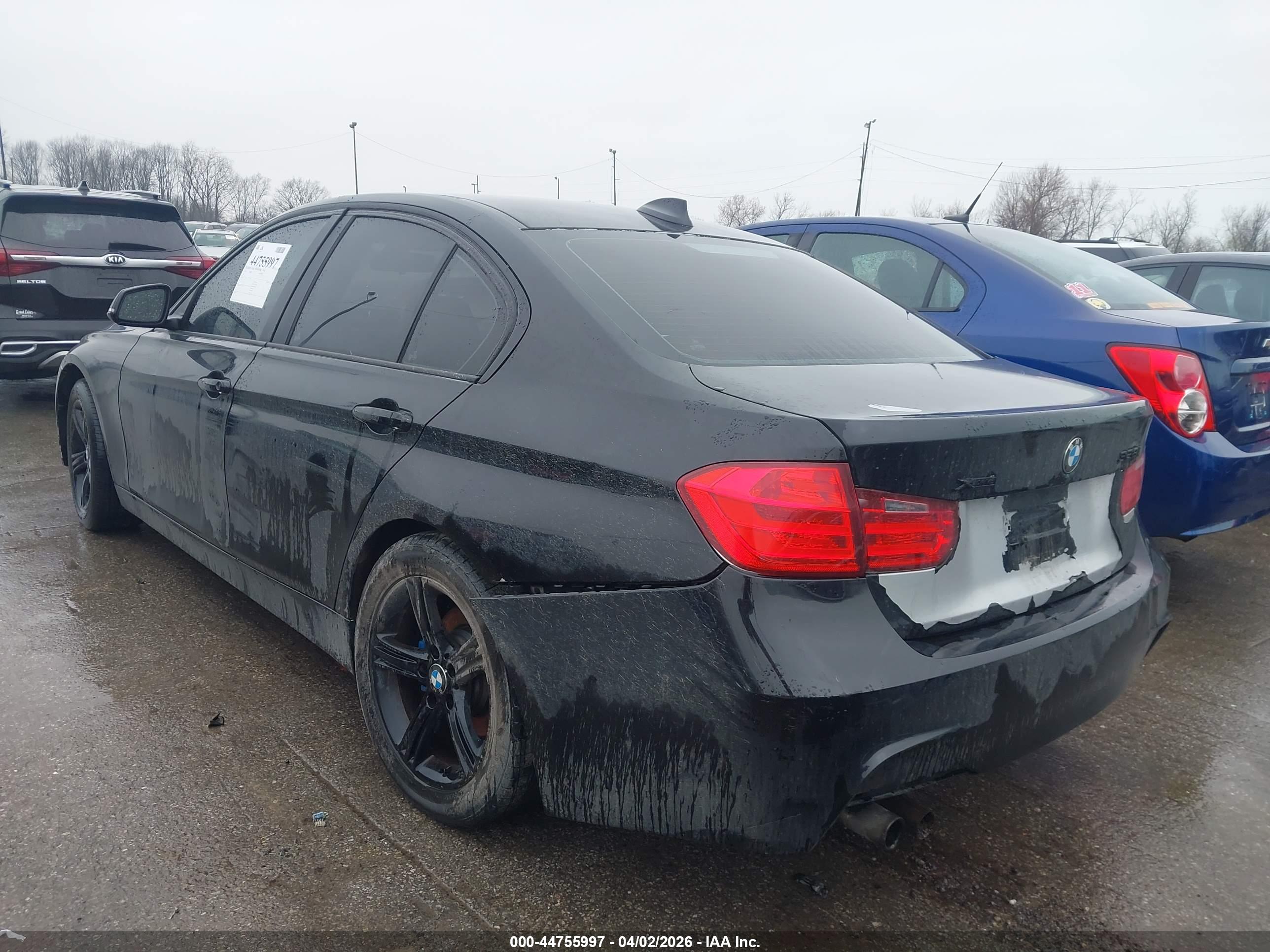 BMW 328I image 3
