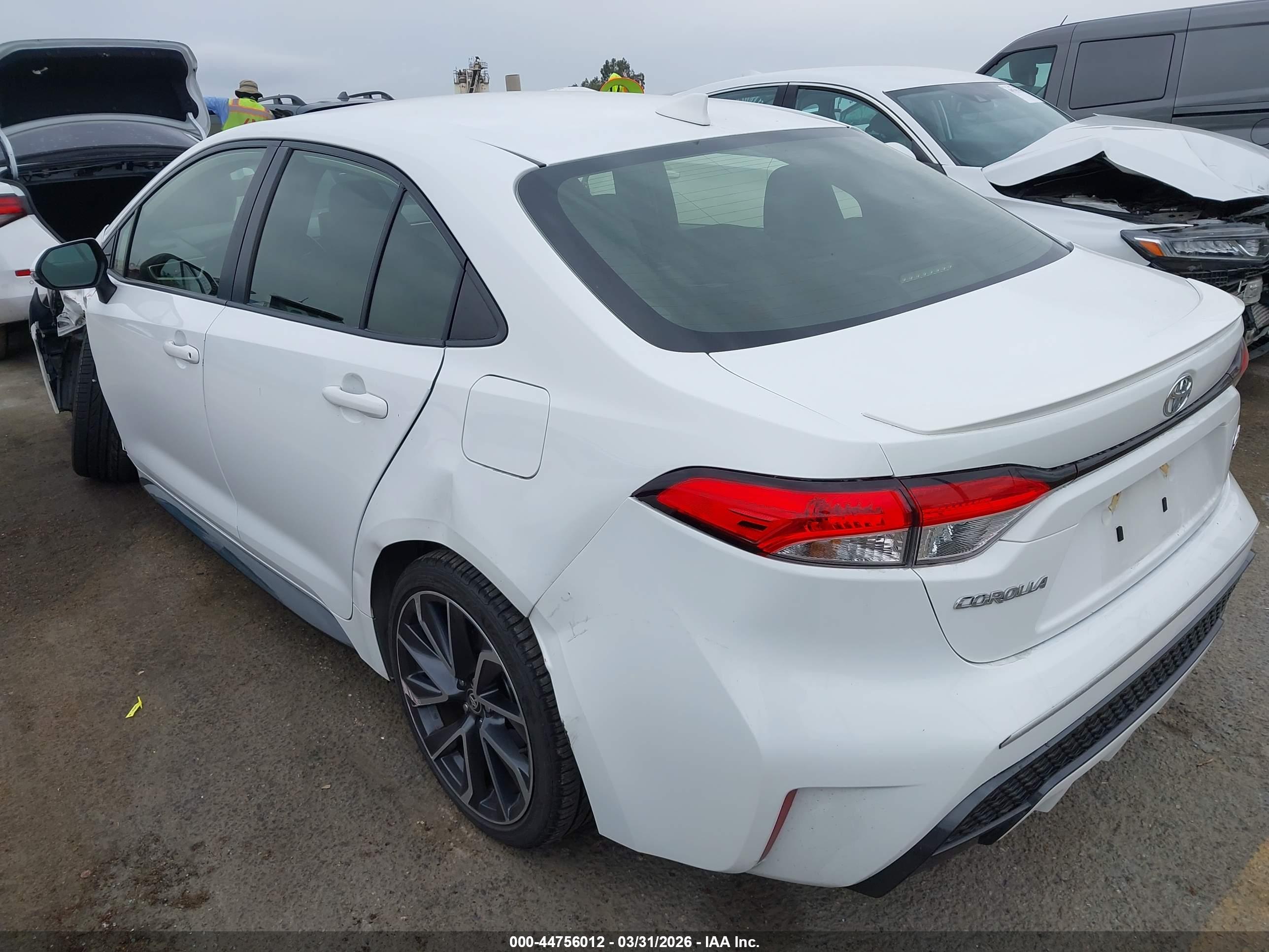 TOYOTA COROLLA image 3