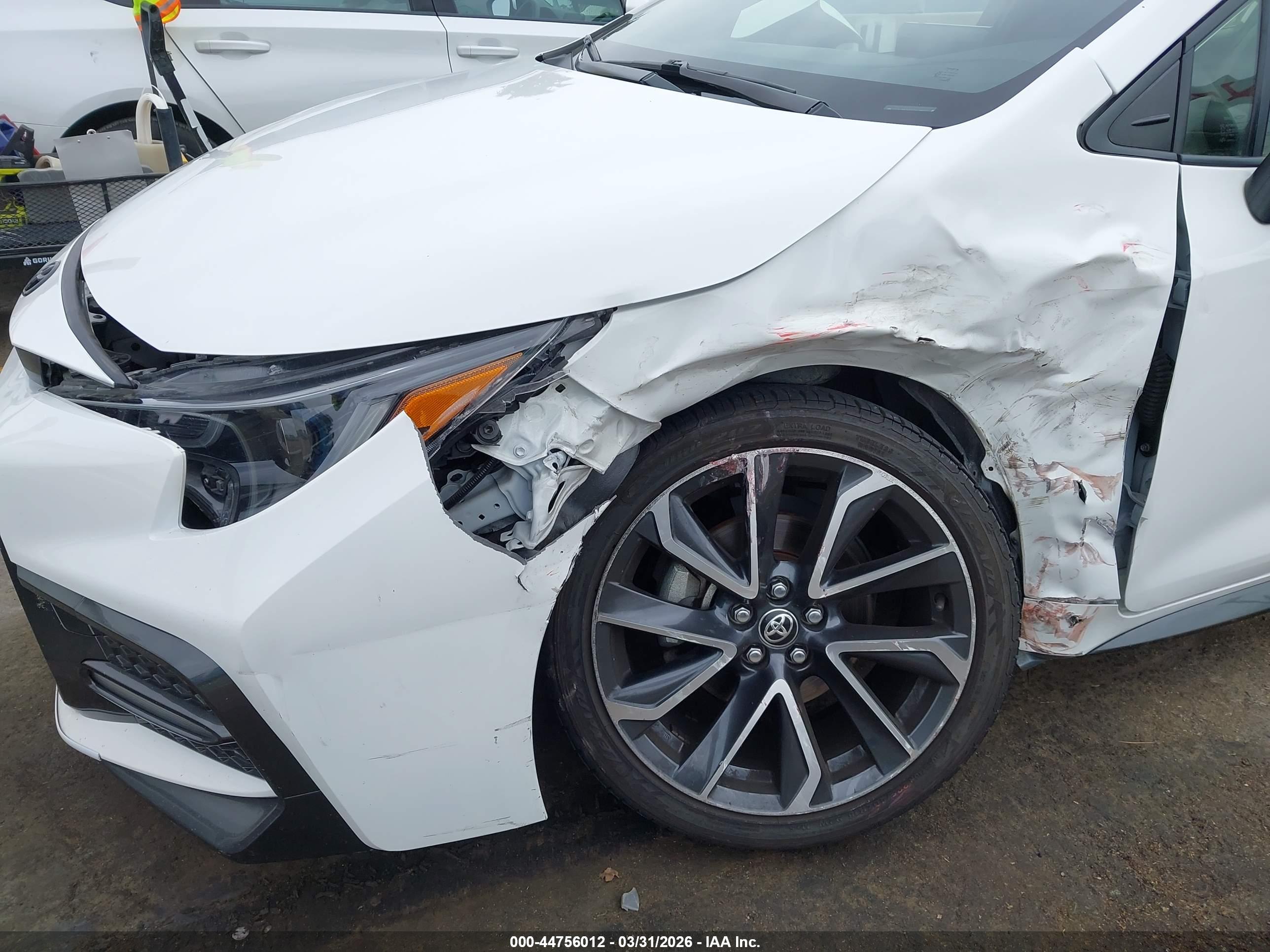 TOYOTA COROLLA image 6