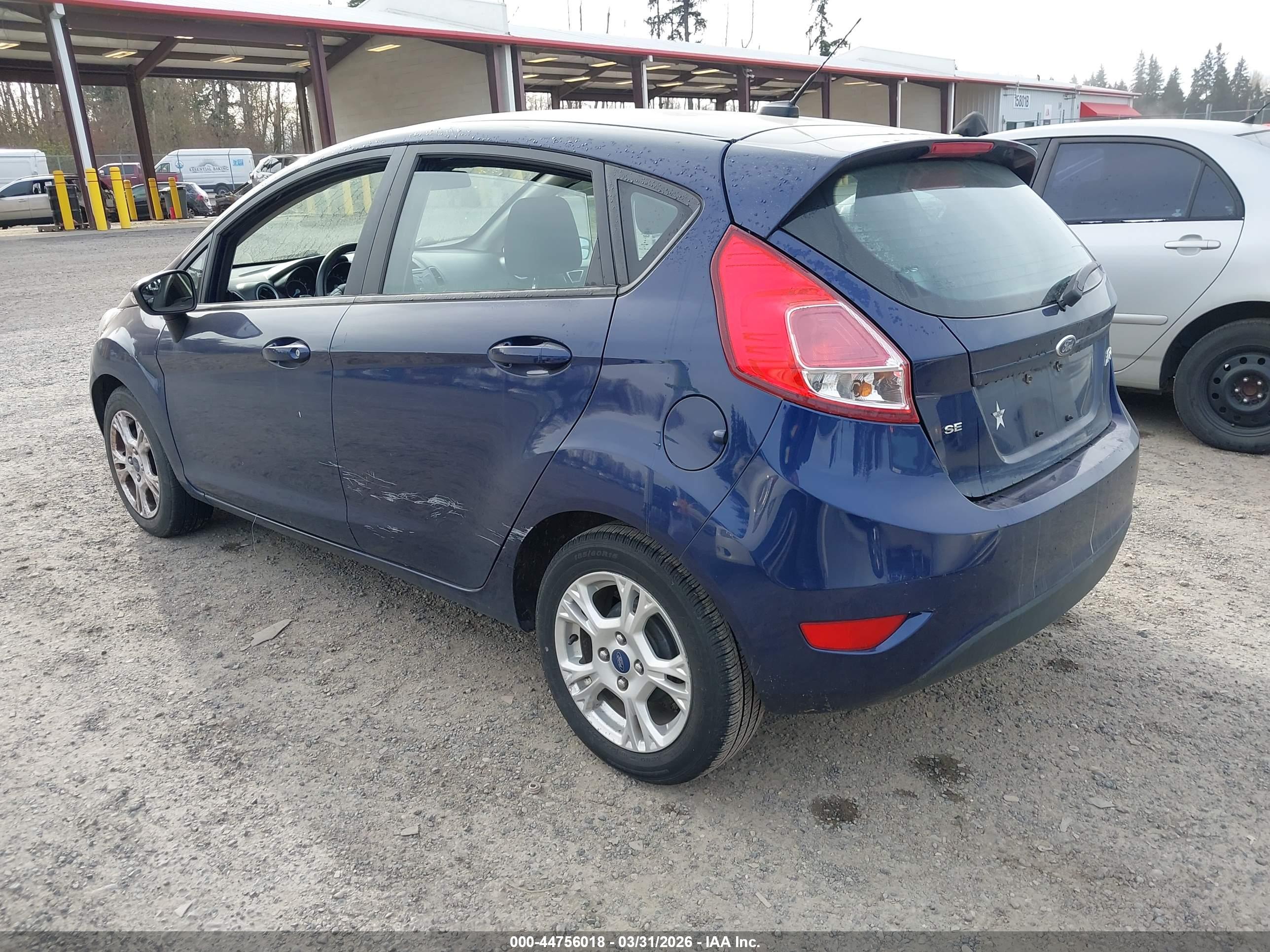 FORD FIESTA image 3