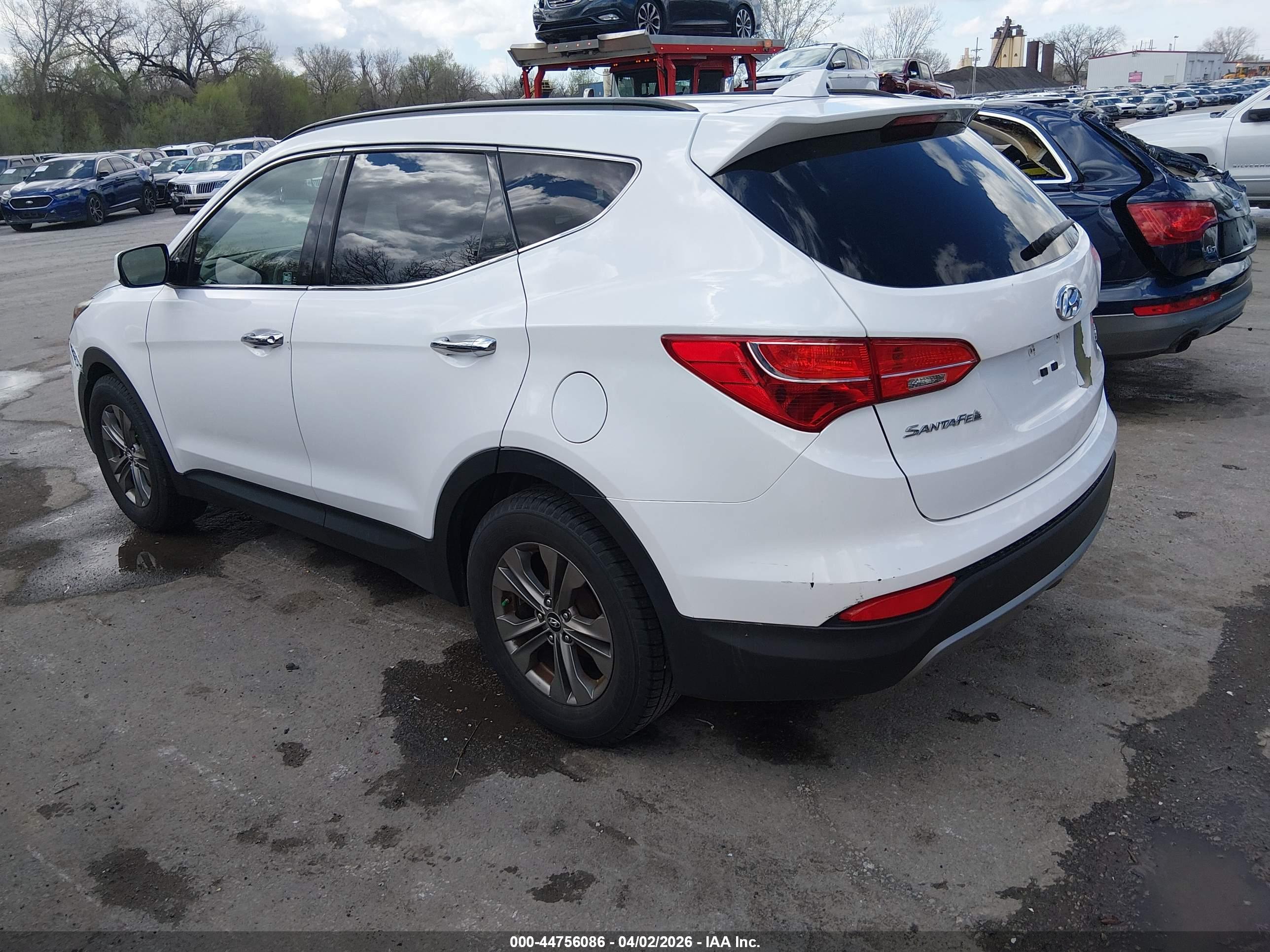 HYUNDAI SANTA image 3