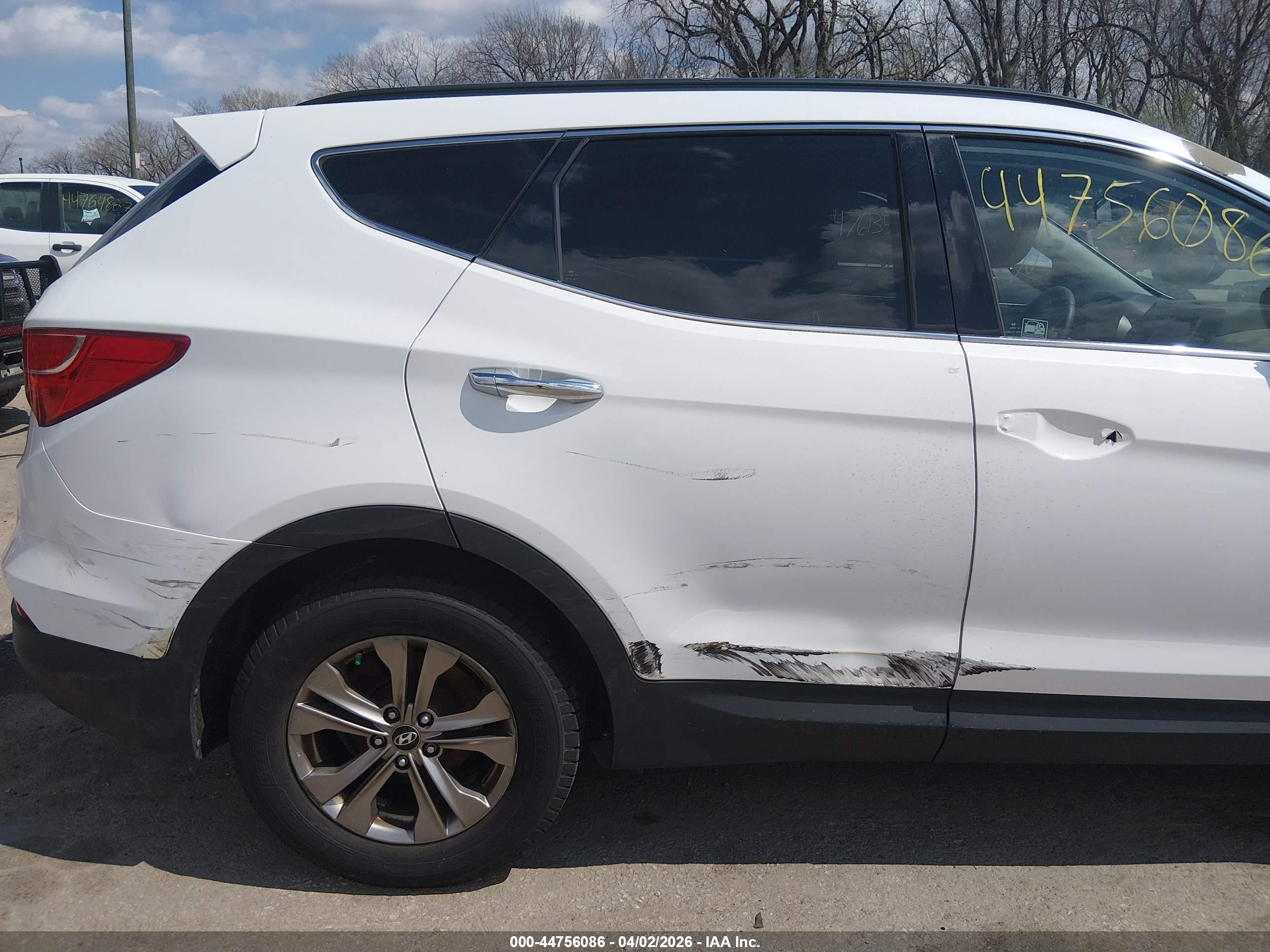 HYUNDAI SANTA image 6