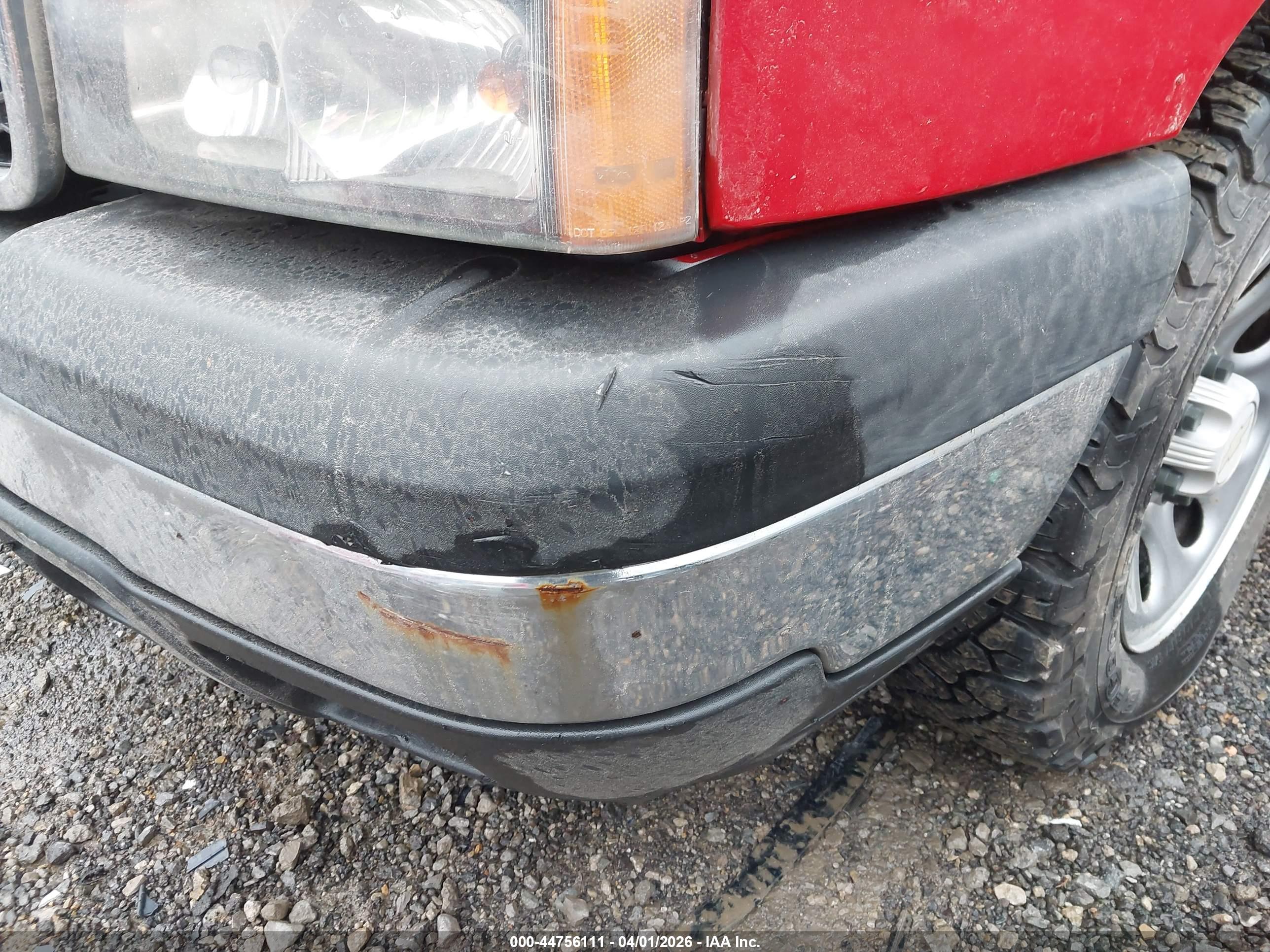 CHEVROLET SILVERADO image 6