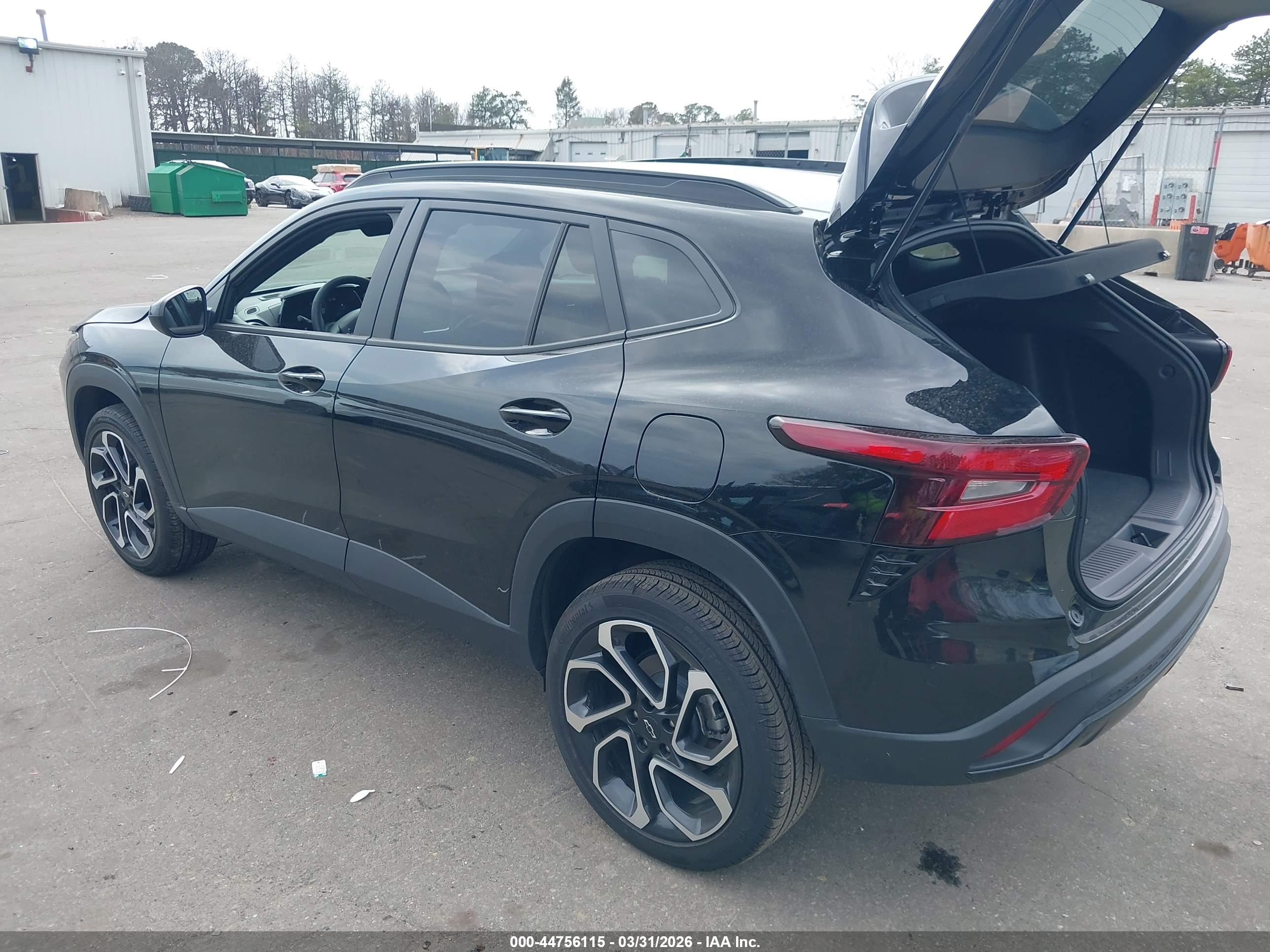 CHEVROLET TRAX image 3