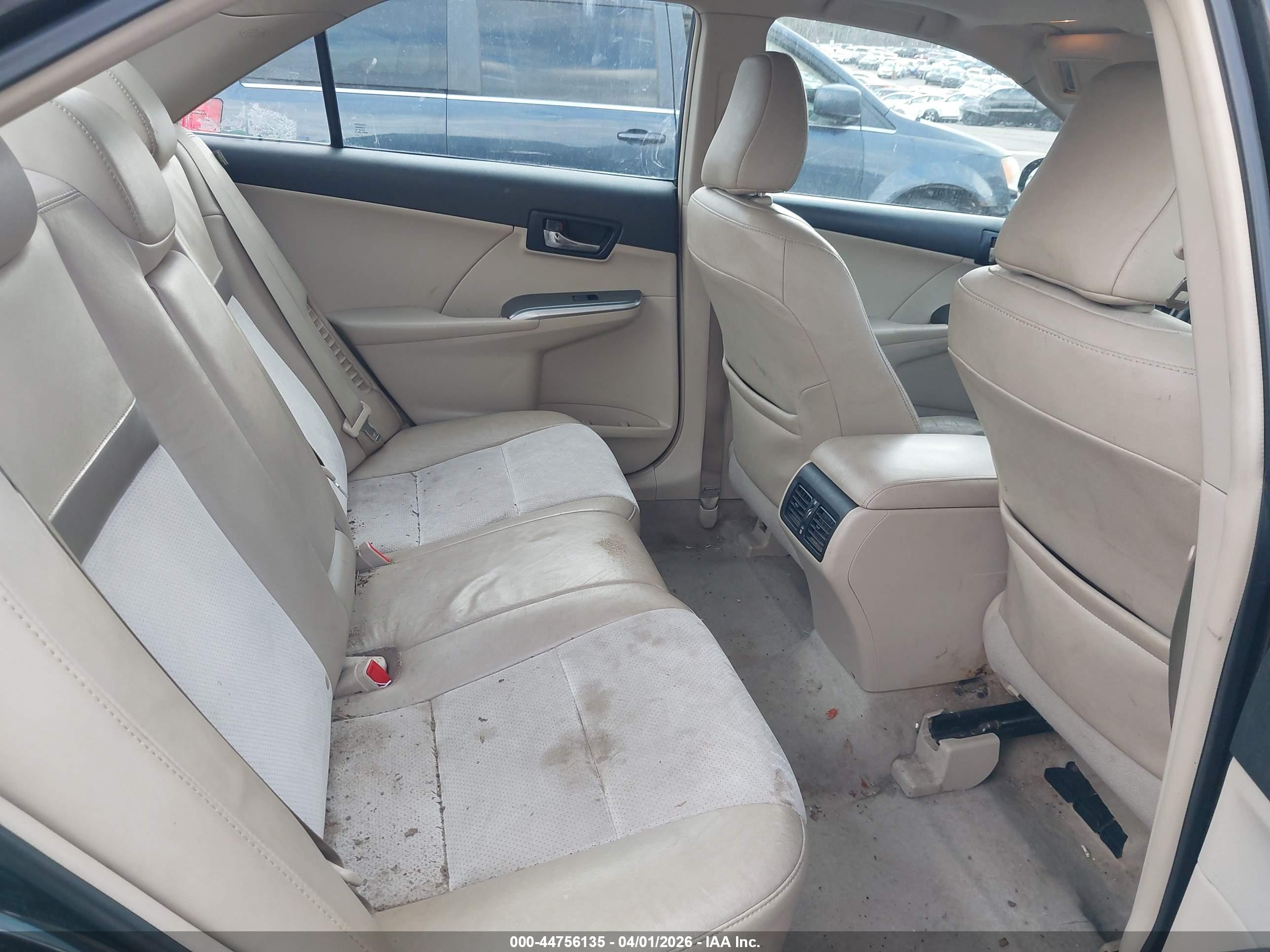 TOYOTA CAMRY image 8