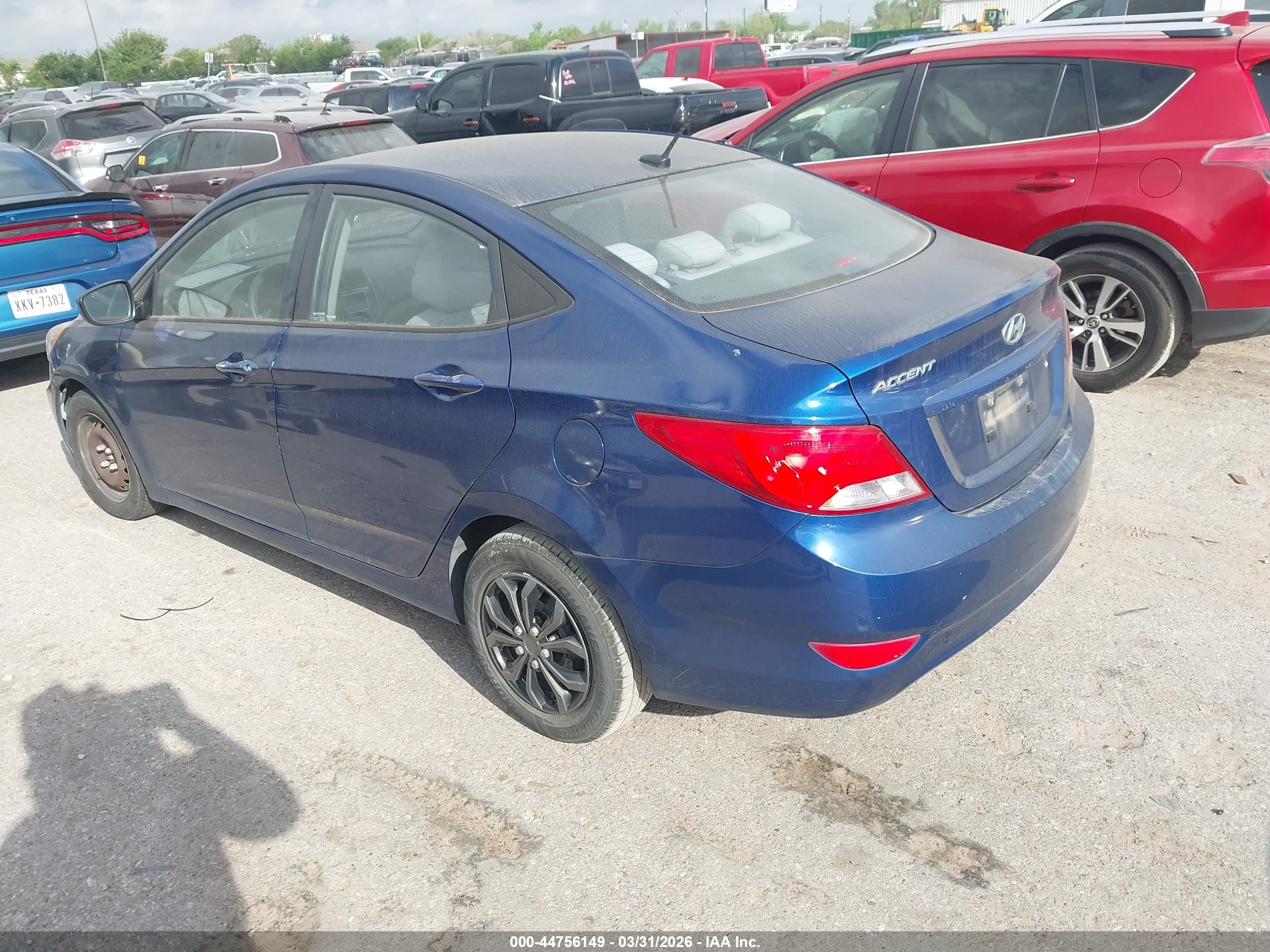 HYUNDAI ACCENT image 3