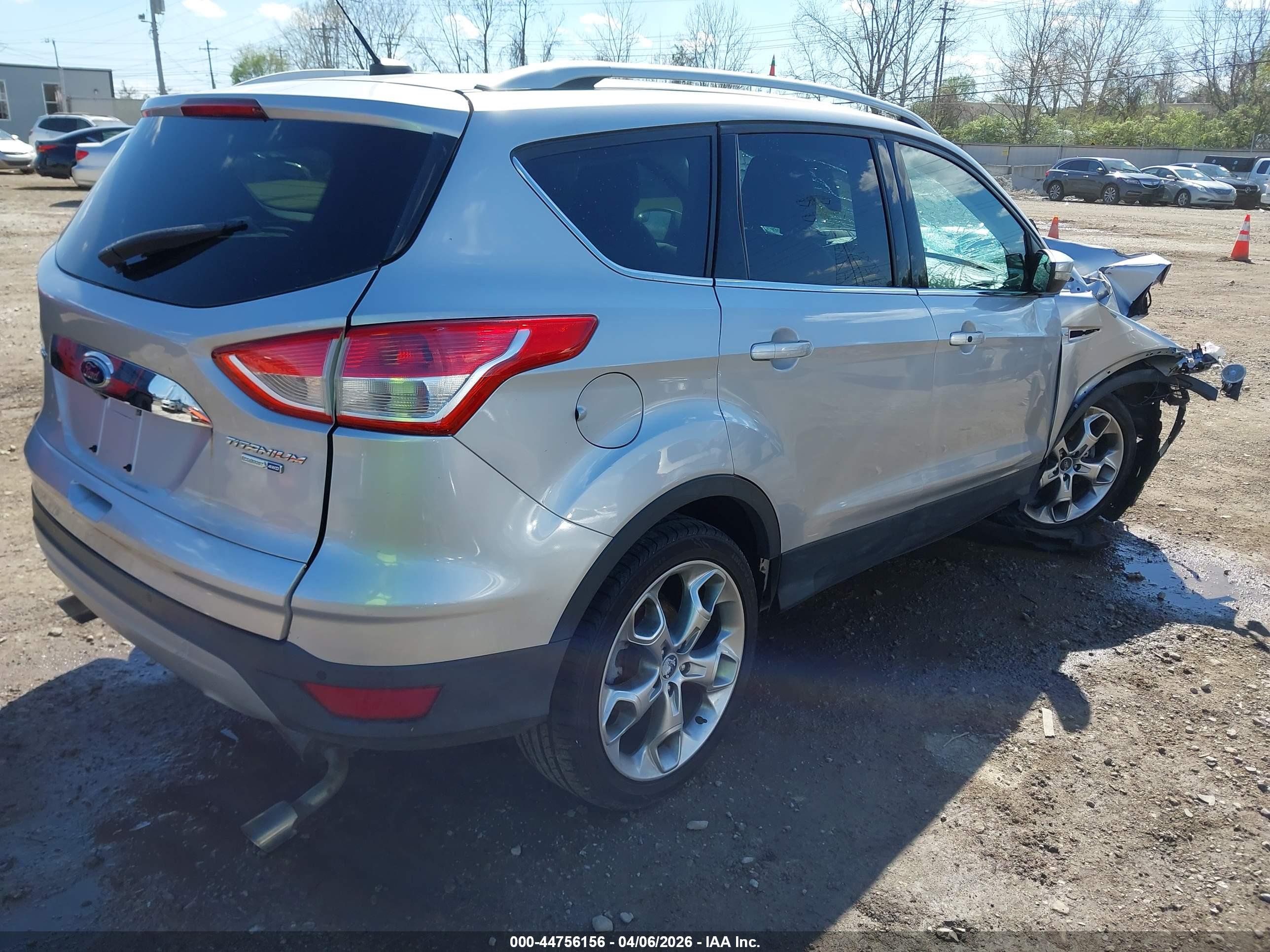 FORD ESCAPE image 4
