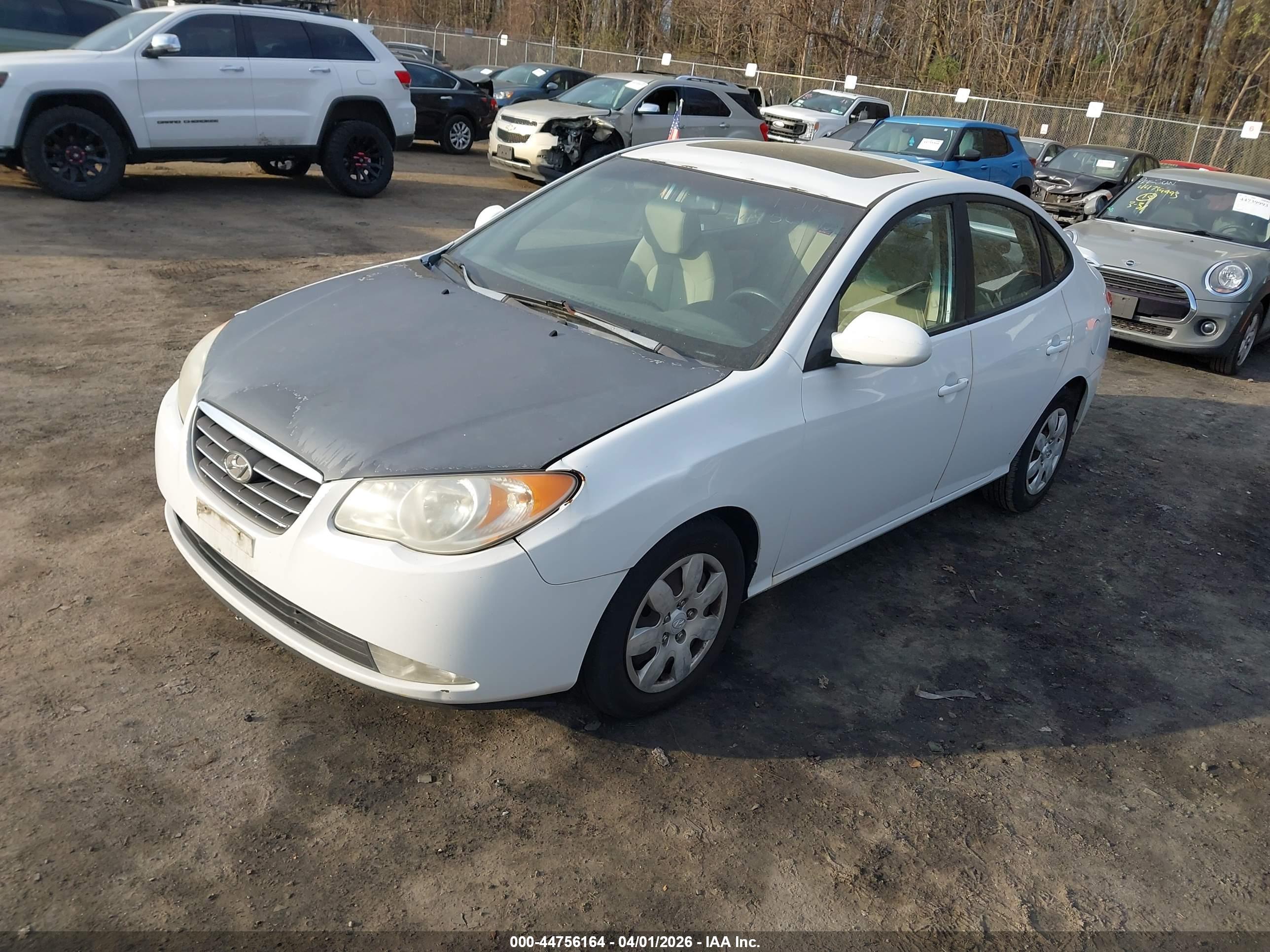 HYUNDAI ELANTRA image 2