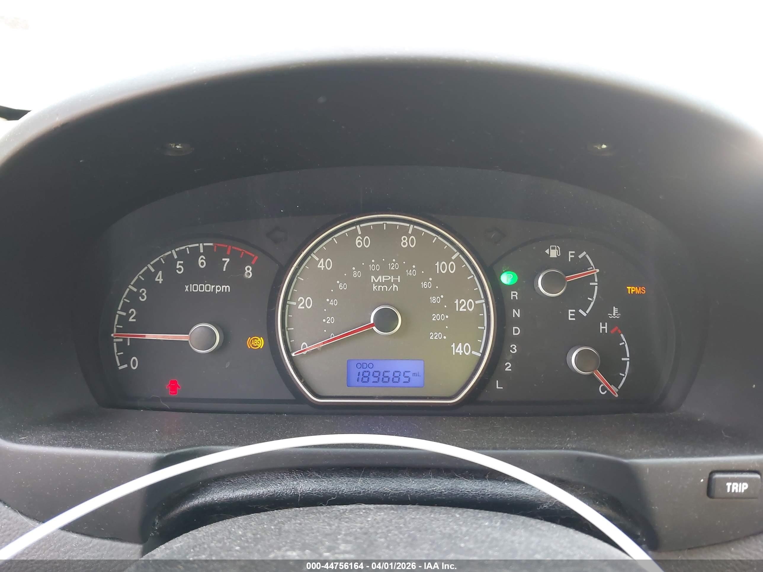HYUNDAI ELANTRA image 7