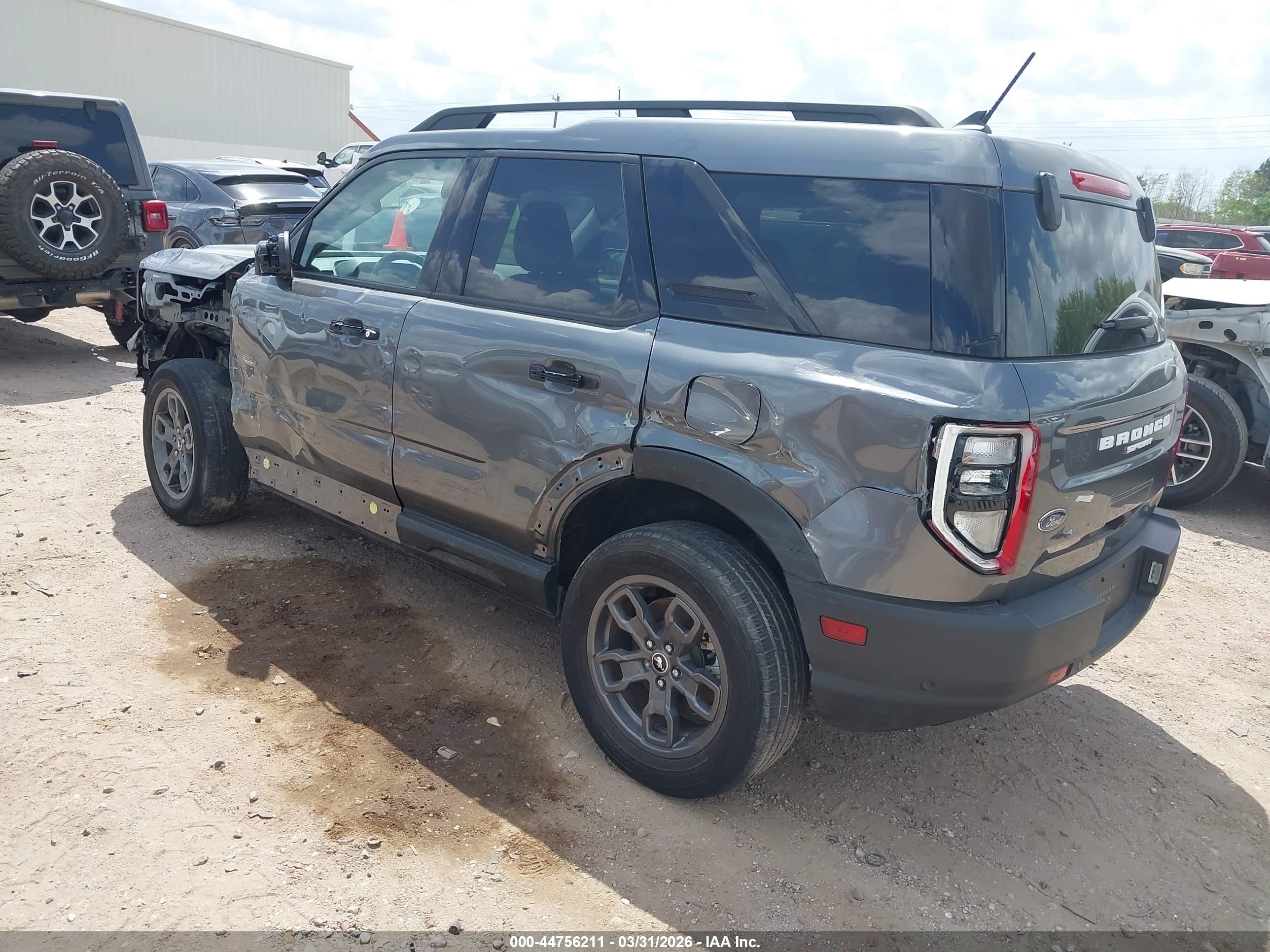 FORD BRONCO image 3