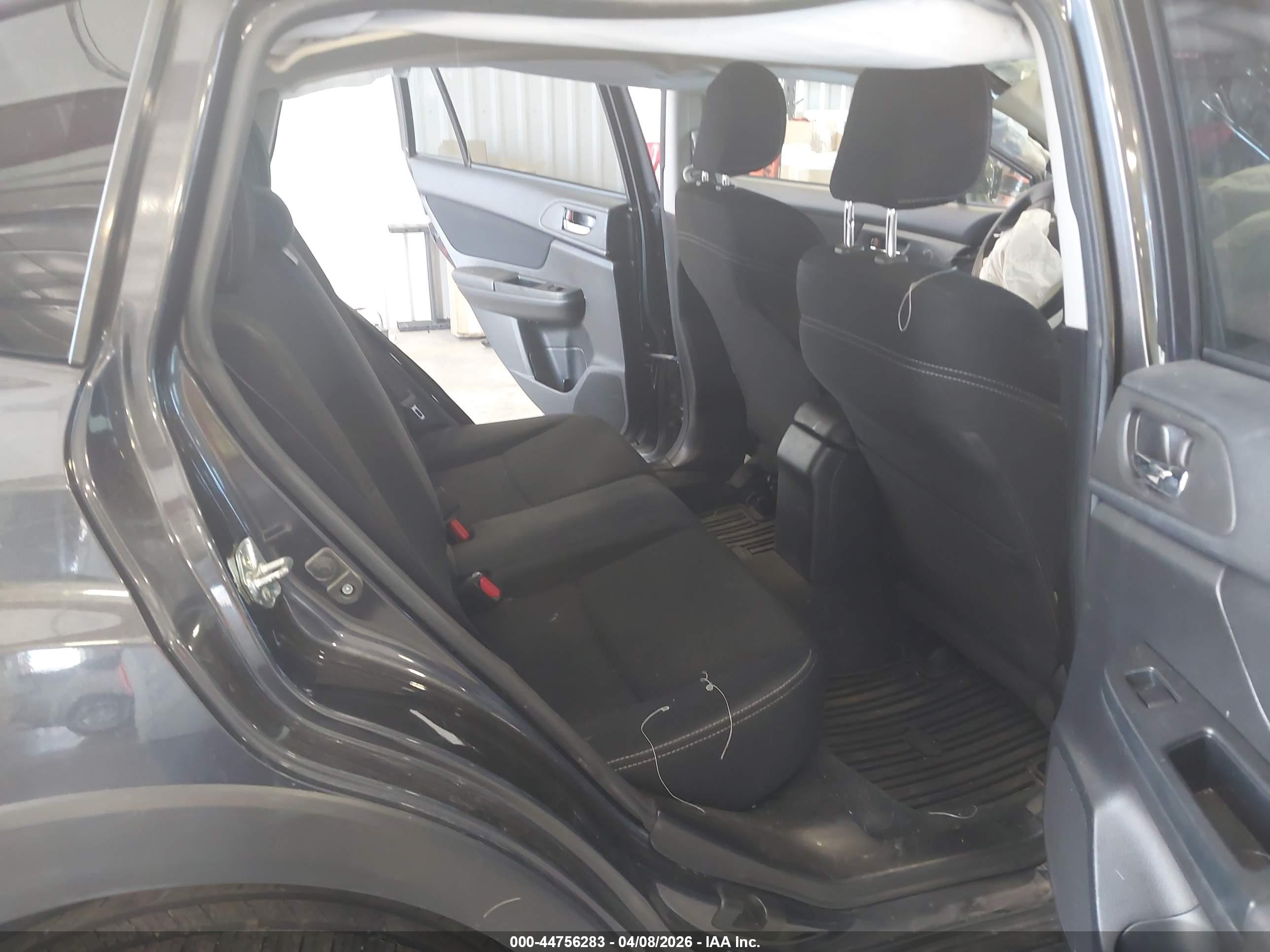 SUBARU XV image 8